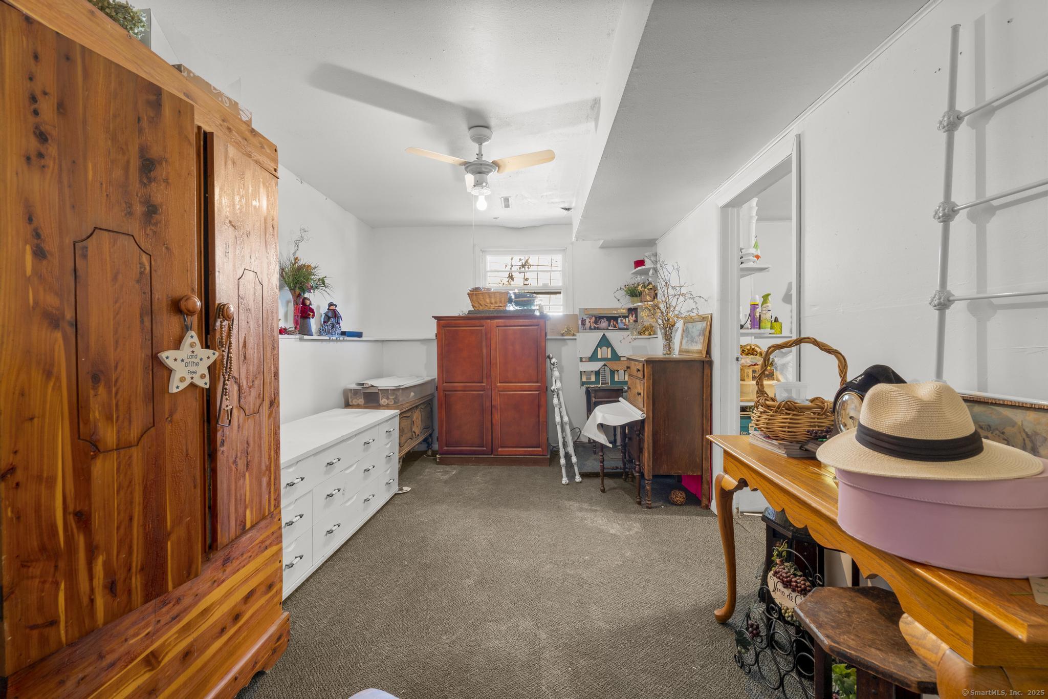 23 Meadowbrook Road