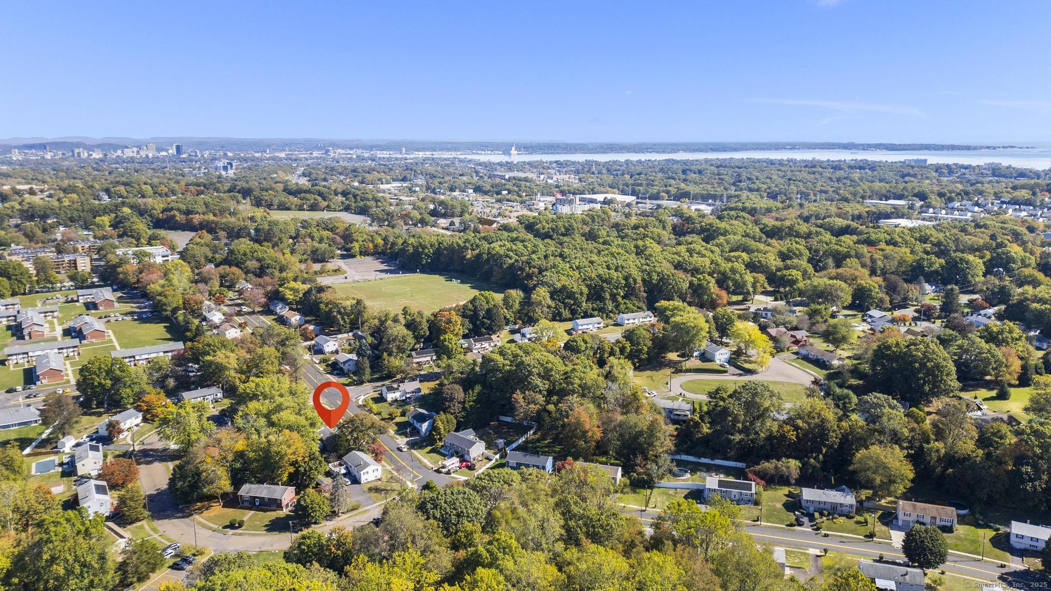 23 Meadowbrook Road