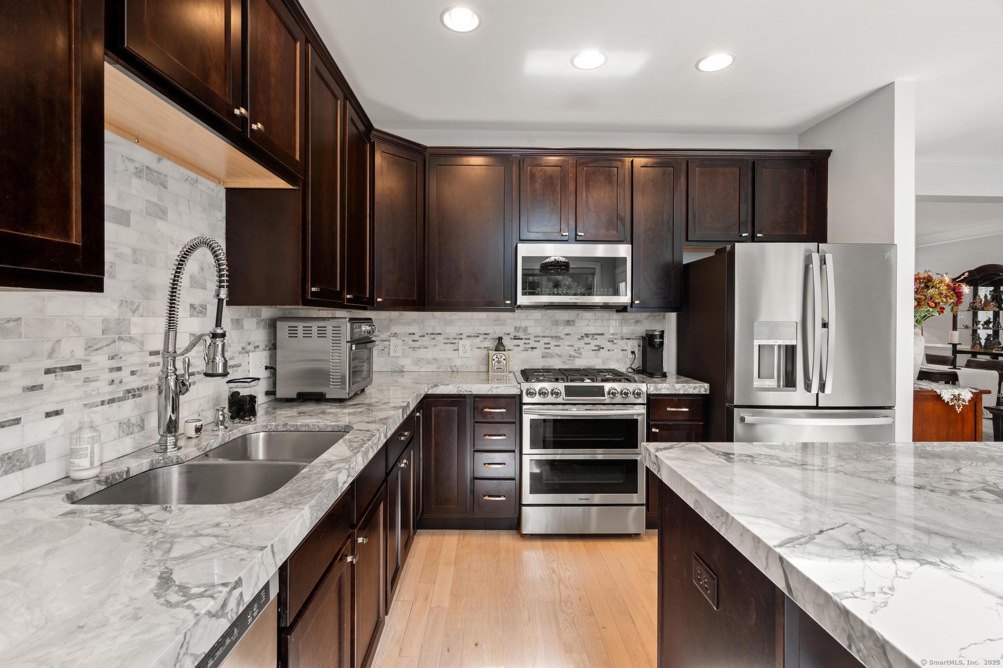 27 Winding Trail 27