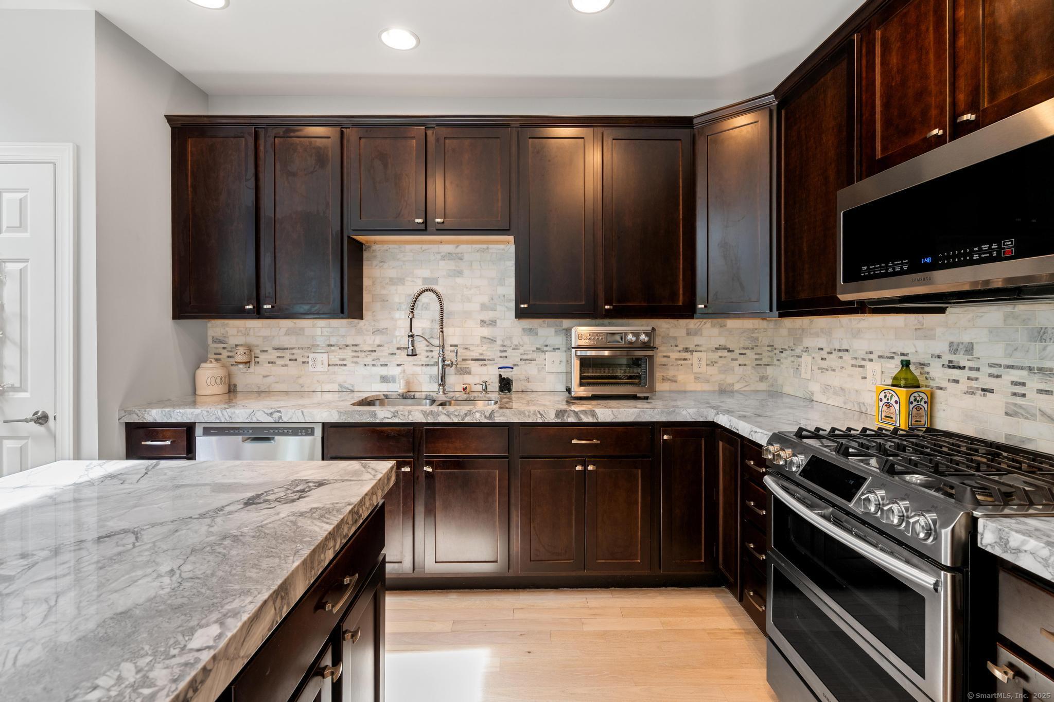 27 Winding Trail 27