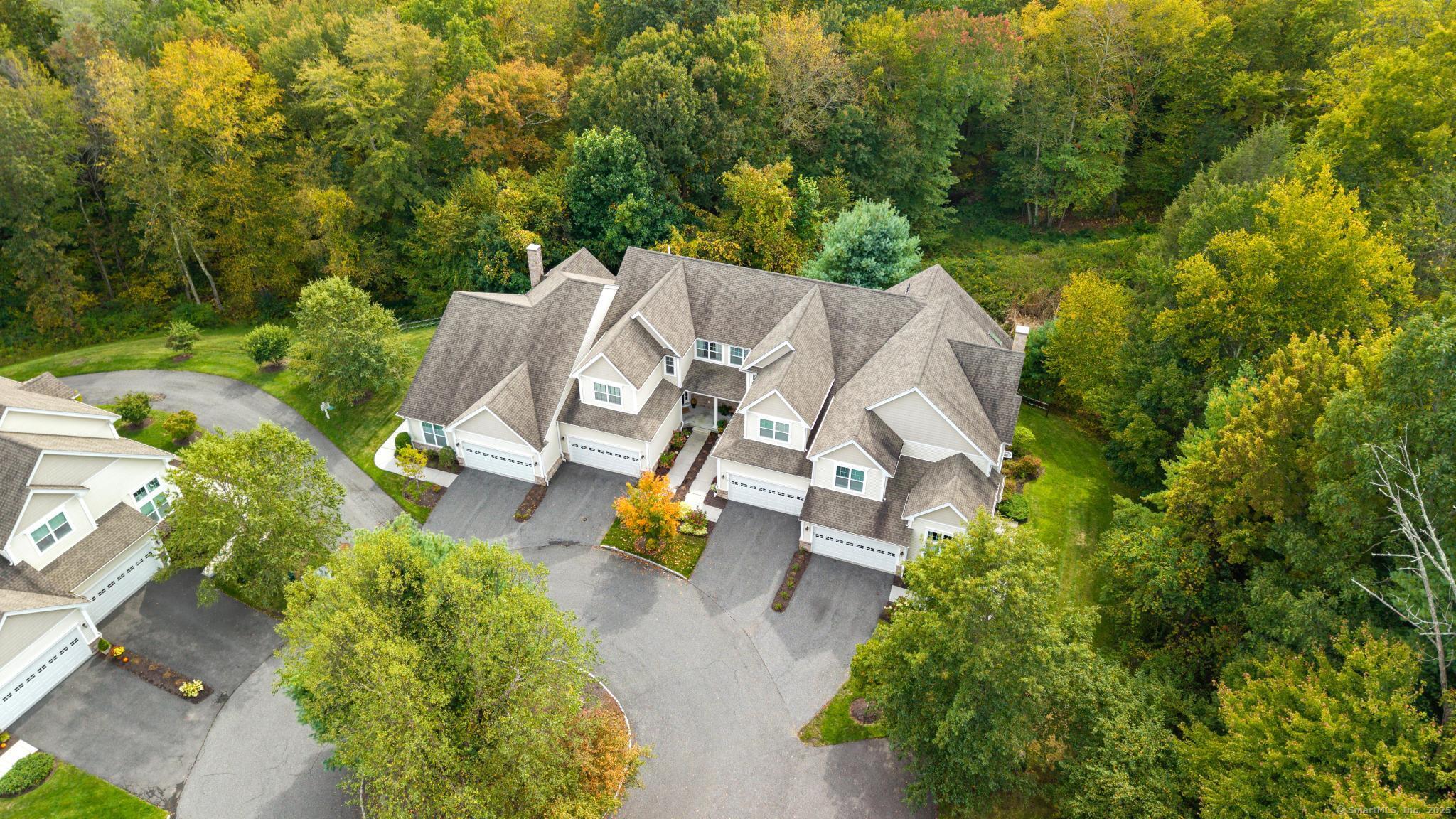 27 Winding Trail 27
