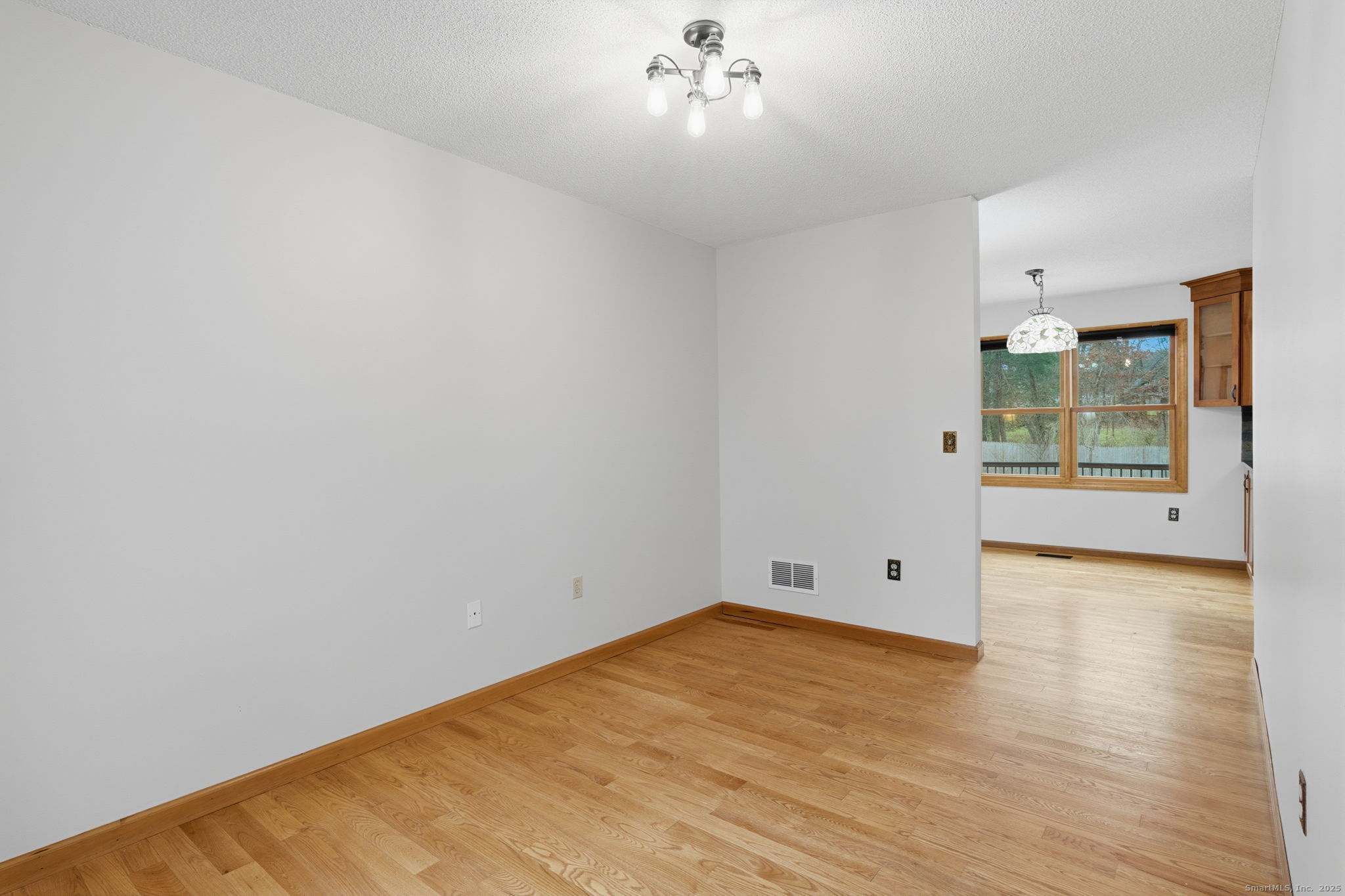 27 Valley Drive