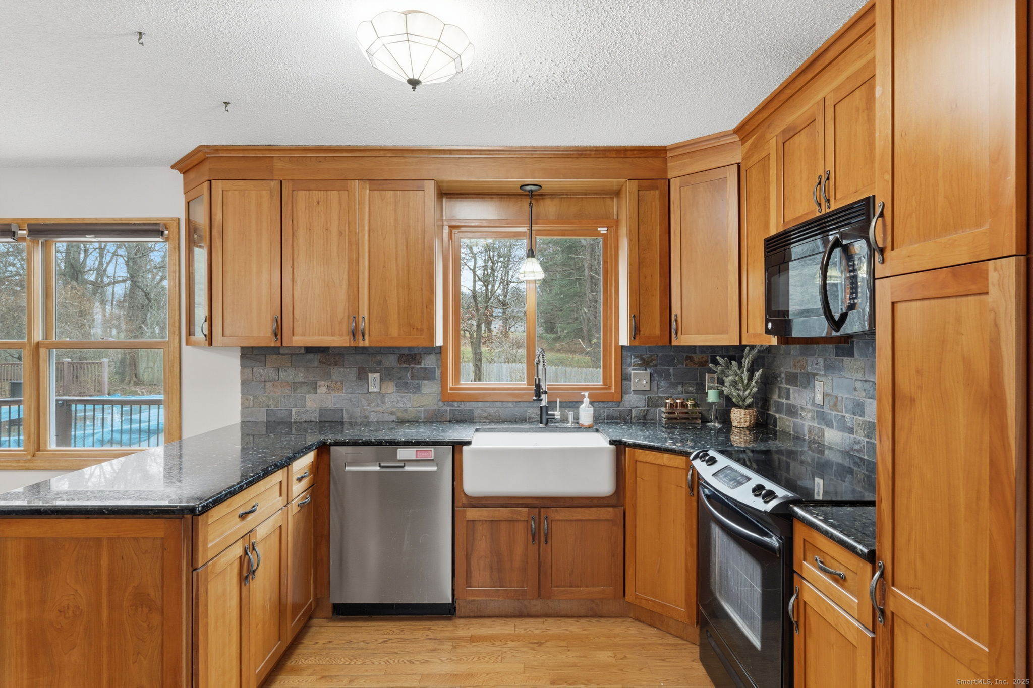 27 Valley Drive