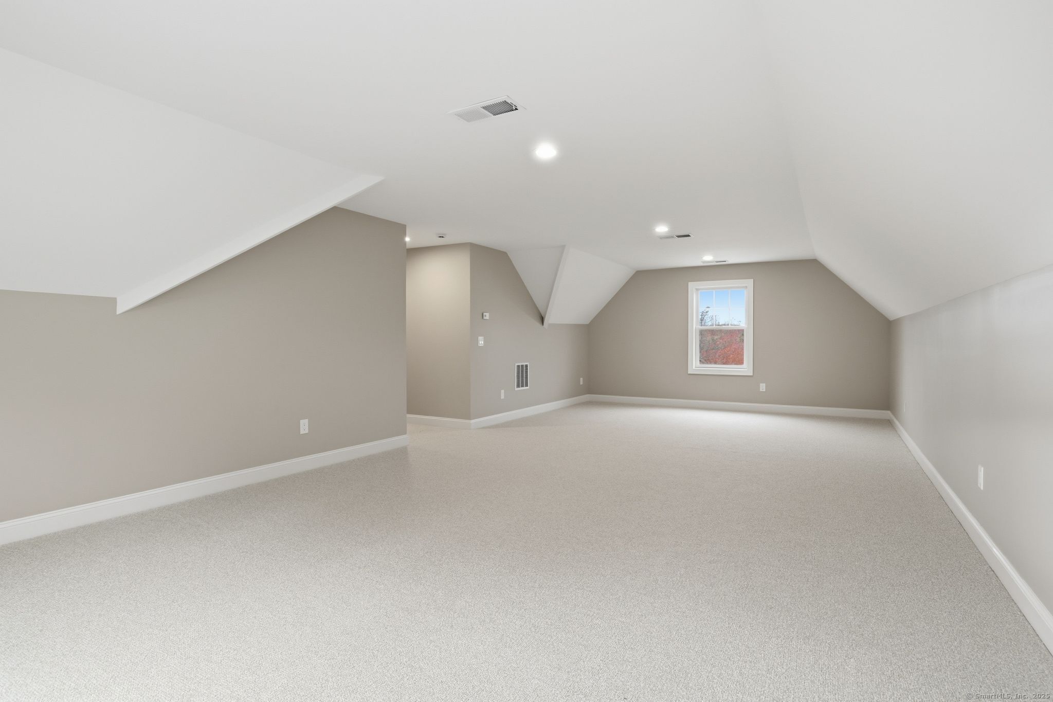 6 Fiddlehead Place