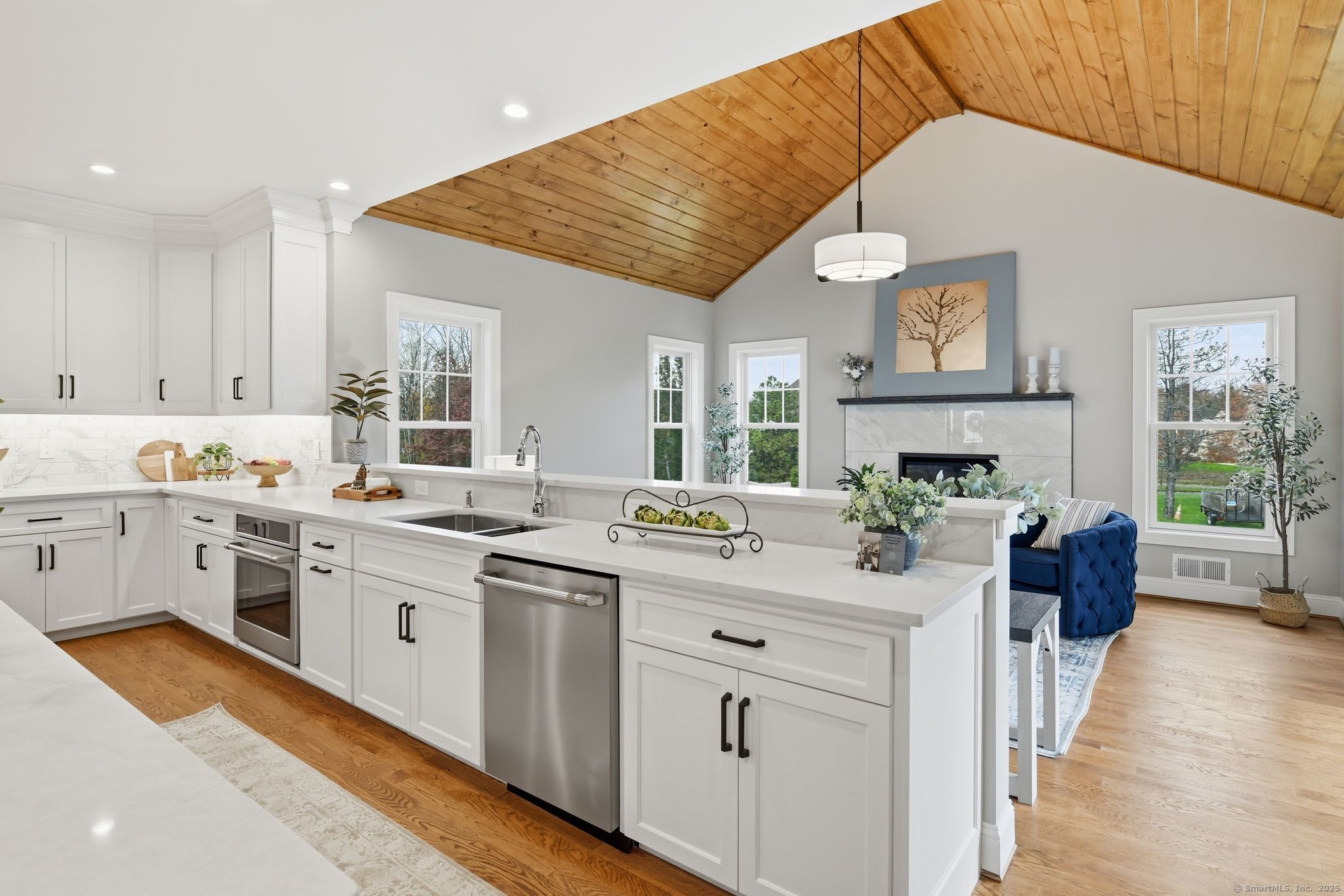 6 Fiddlehead Place
