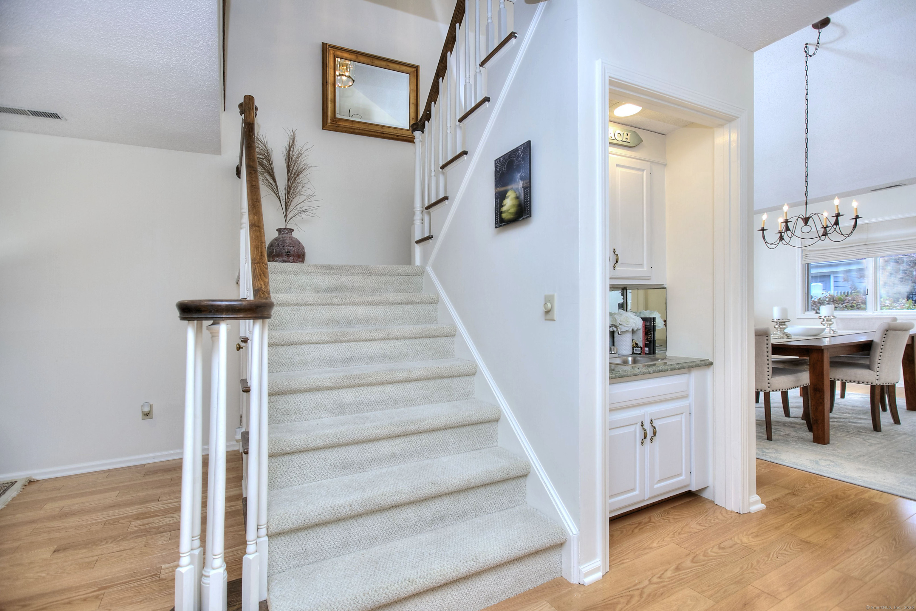 220 Lansdowne 220