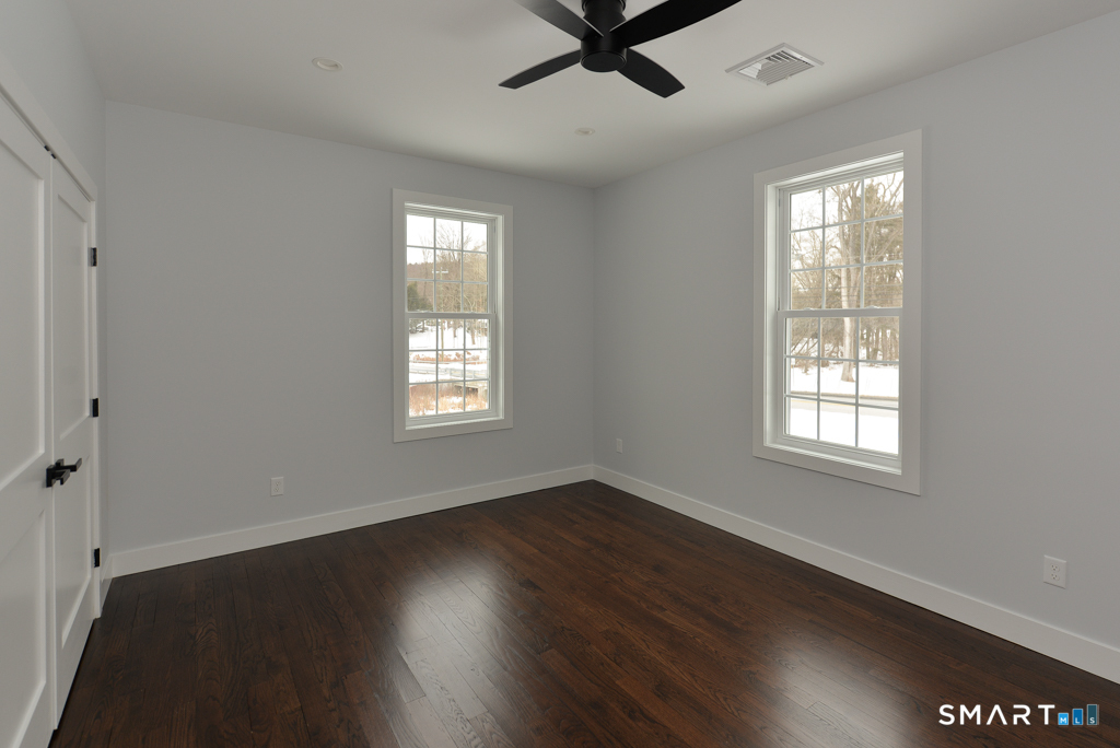 8 Spruce Brook Road