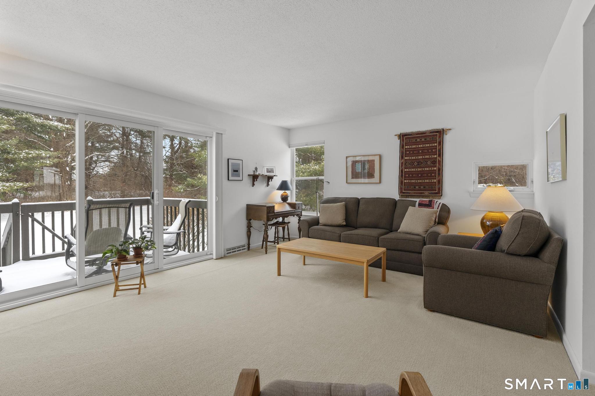 126 Hopmeadow Street APT 1H