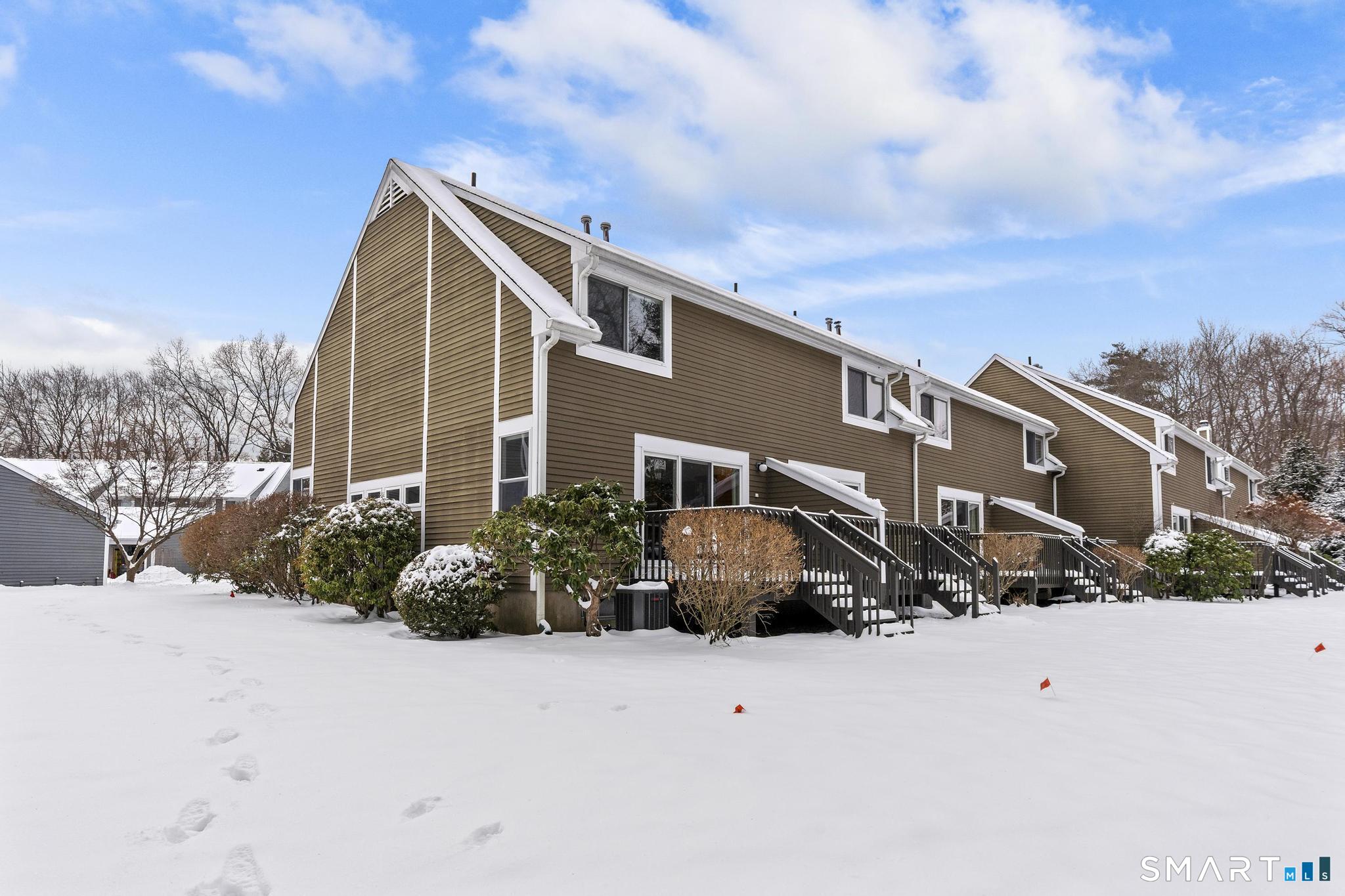 126 Hopmeadow Street APT 1H