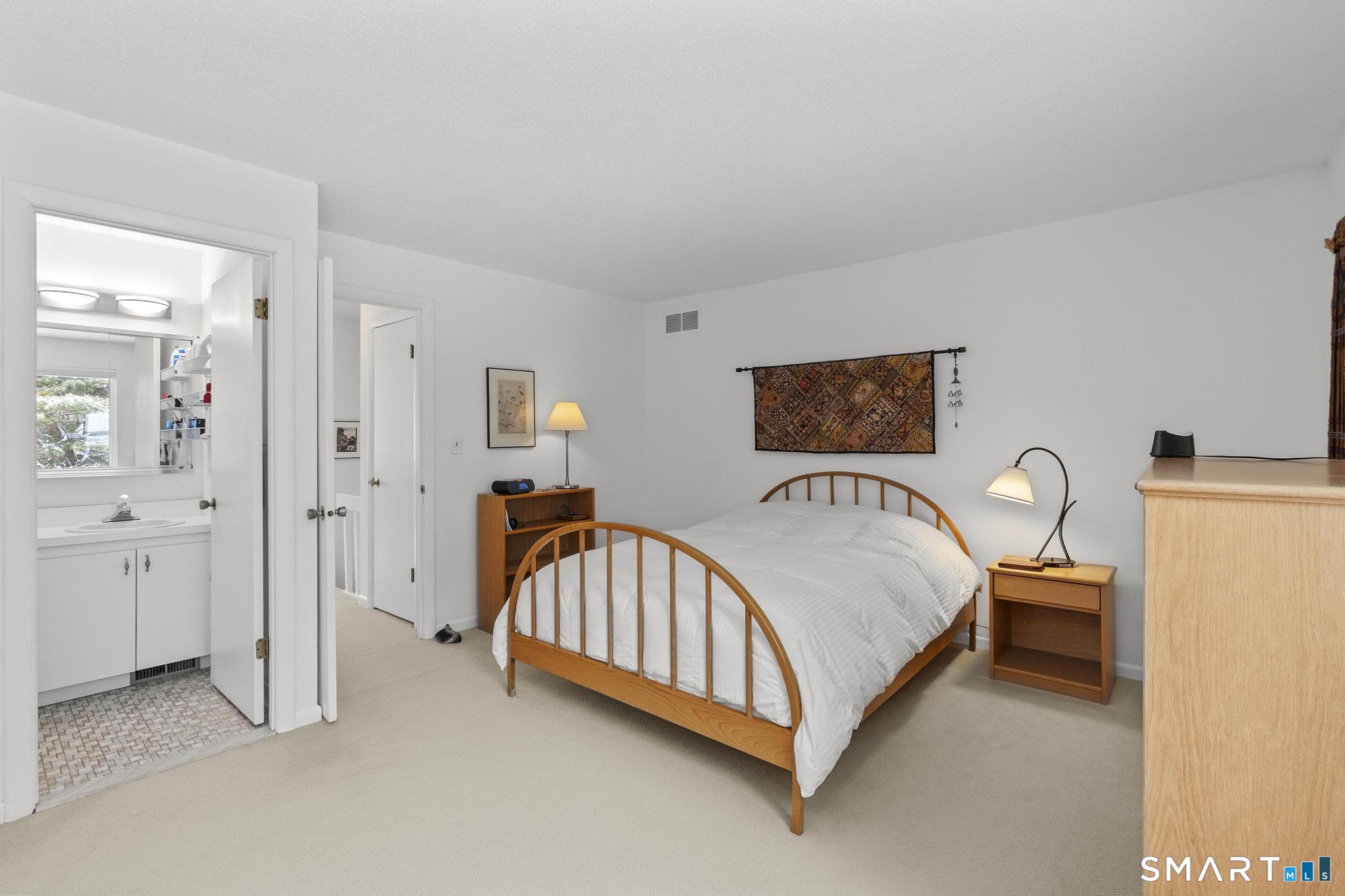 126 Hopmeadow Street APT 1H