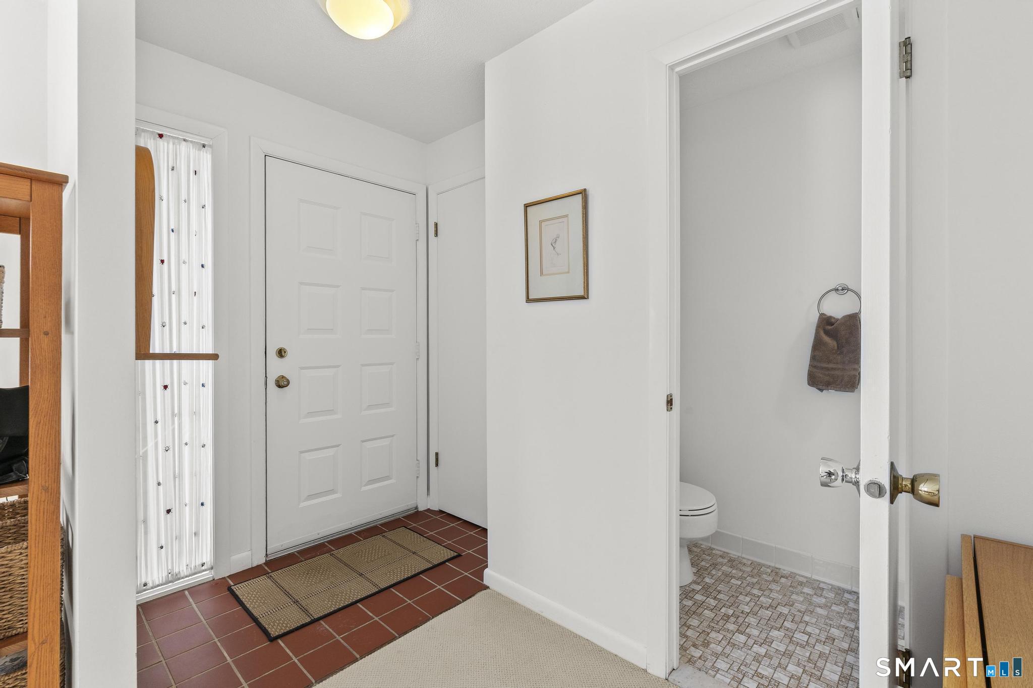 126 Hopmeadow Street APT 1H