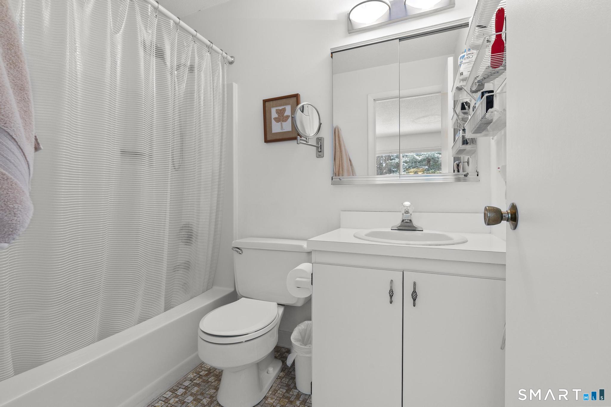 126 Hopmeadow Street APT 1H
