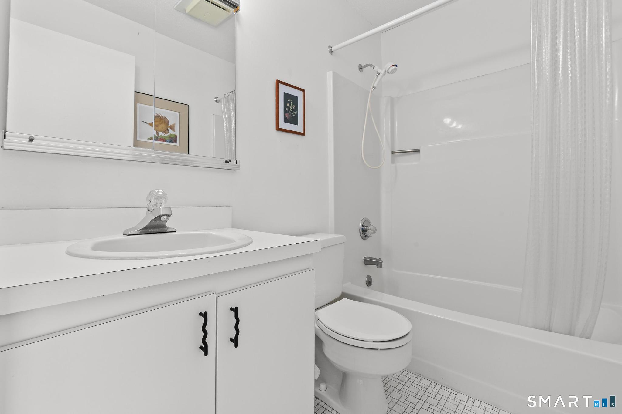 126 Hopmeadow Street APT 1H