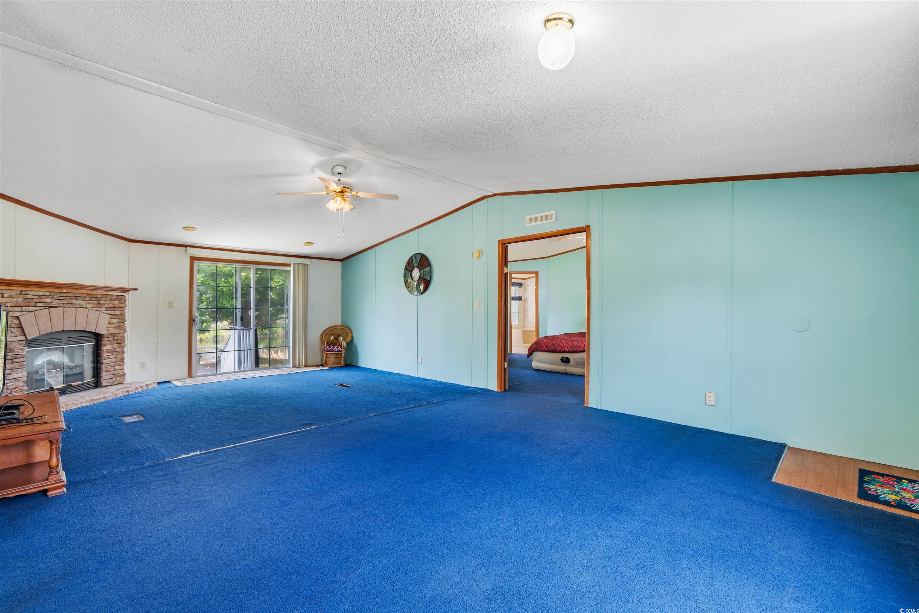 986 Plantation Dr.