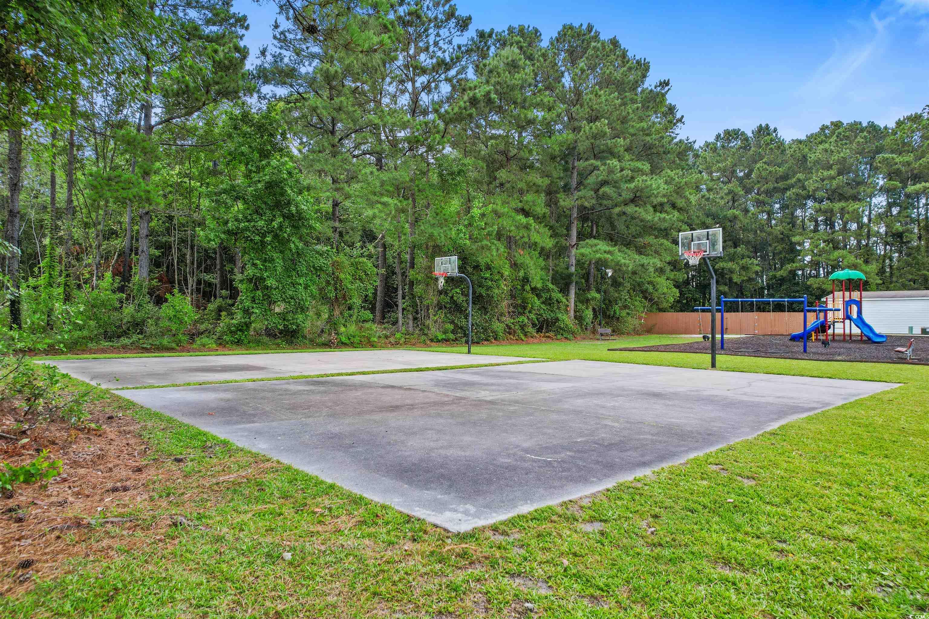986 Plantation Dr.