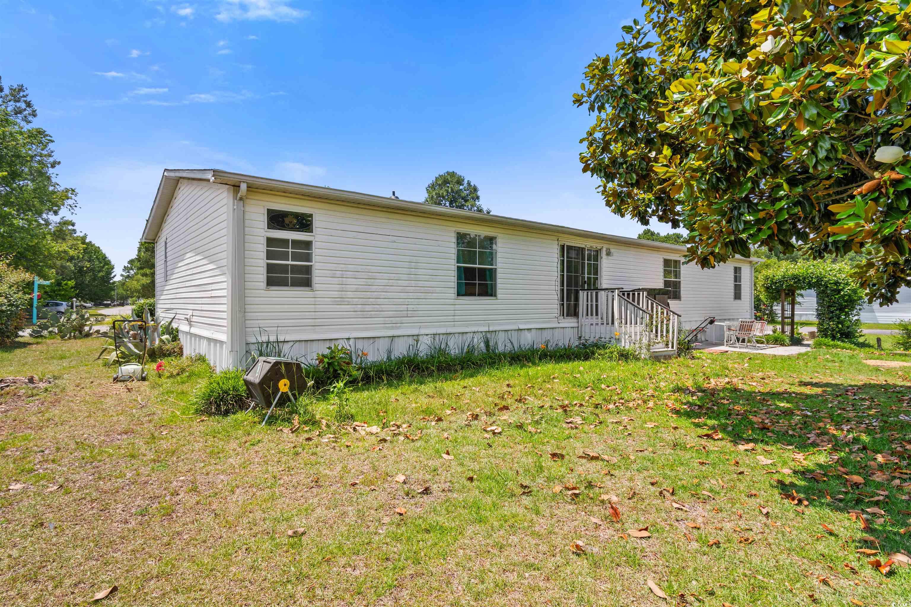 986 Plantation Dr.