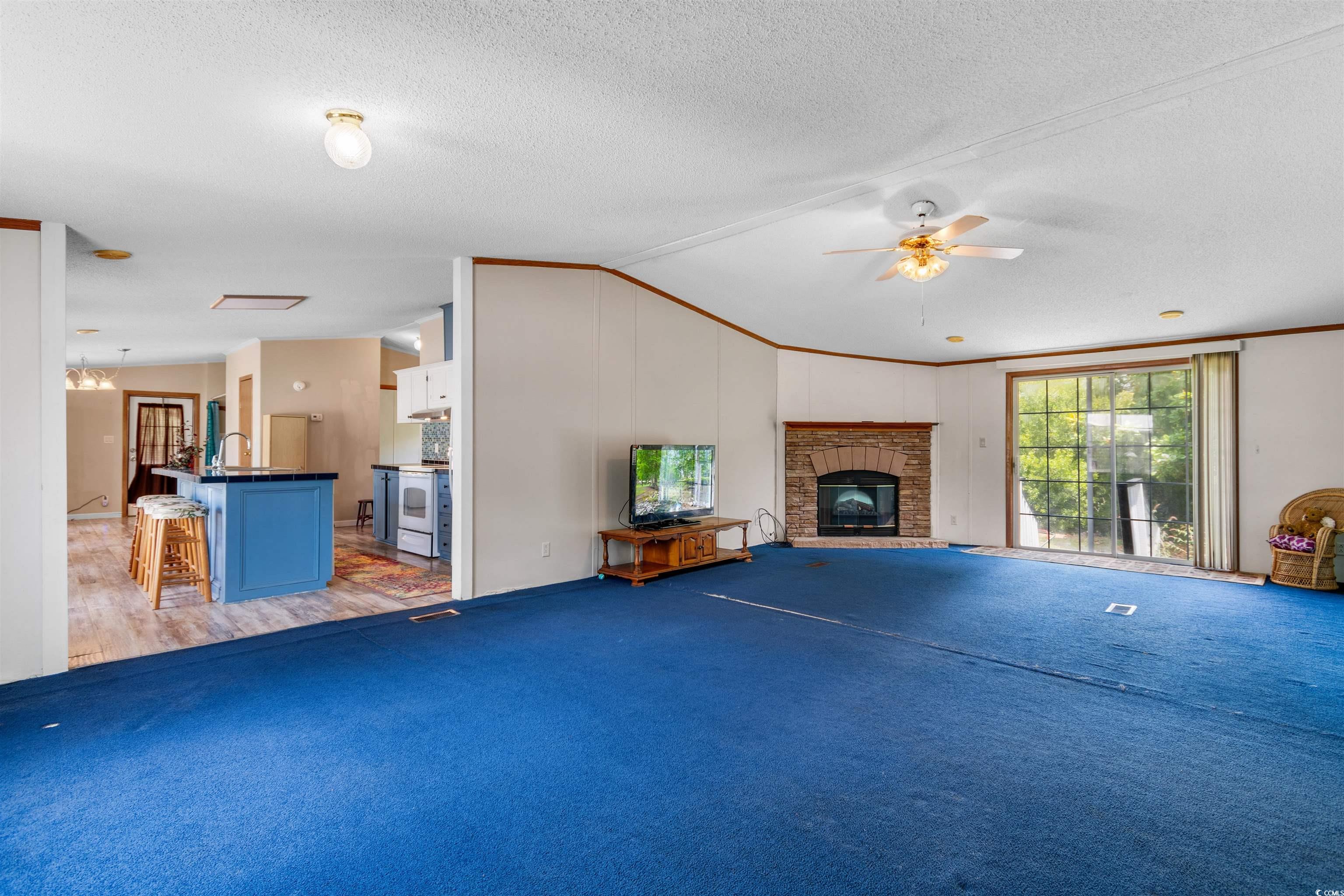 986 Plantation Dr.