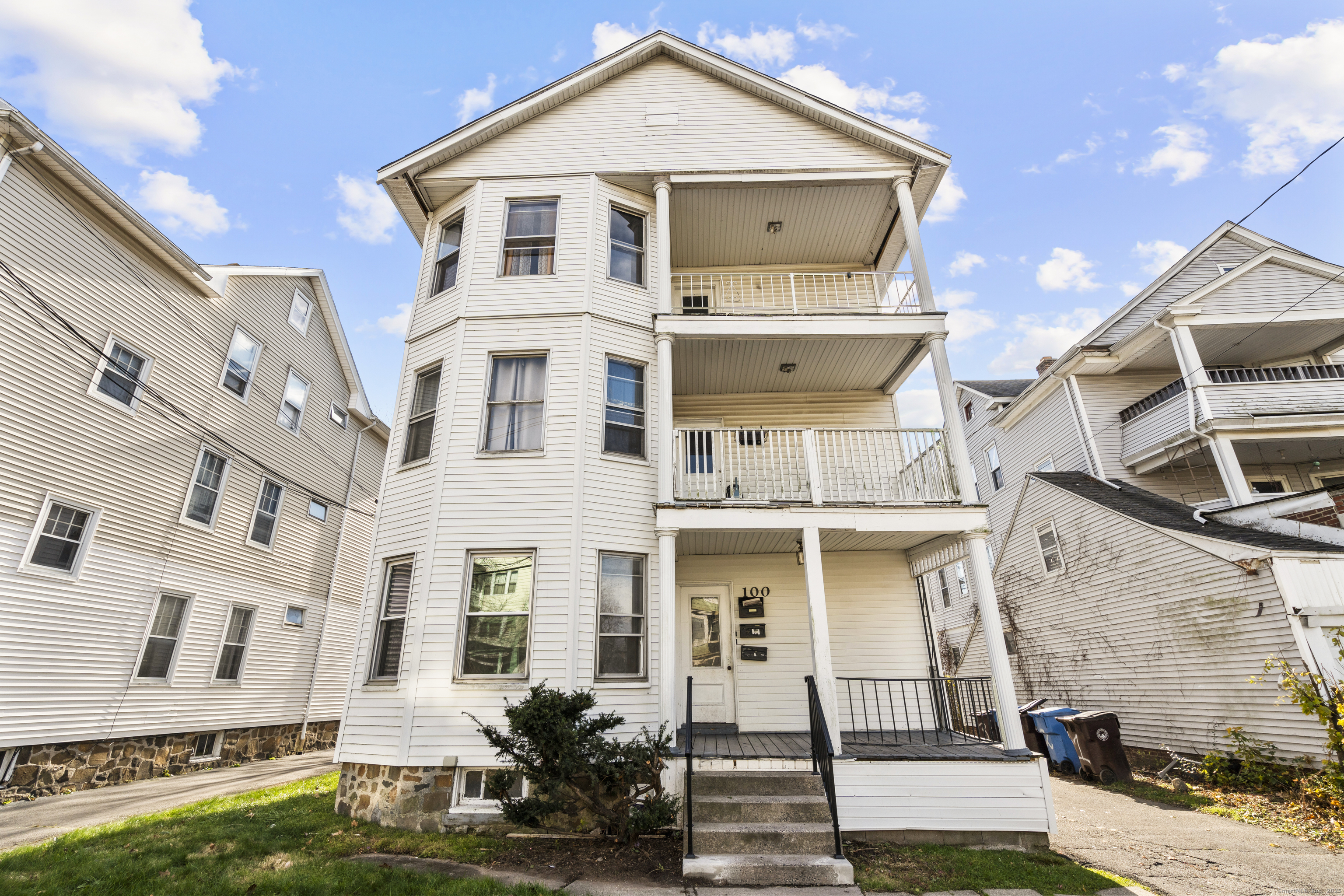 100 Shuttle Meadow Avenue