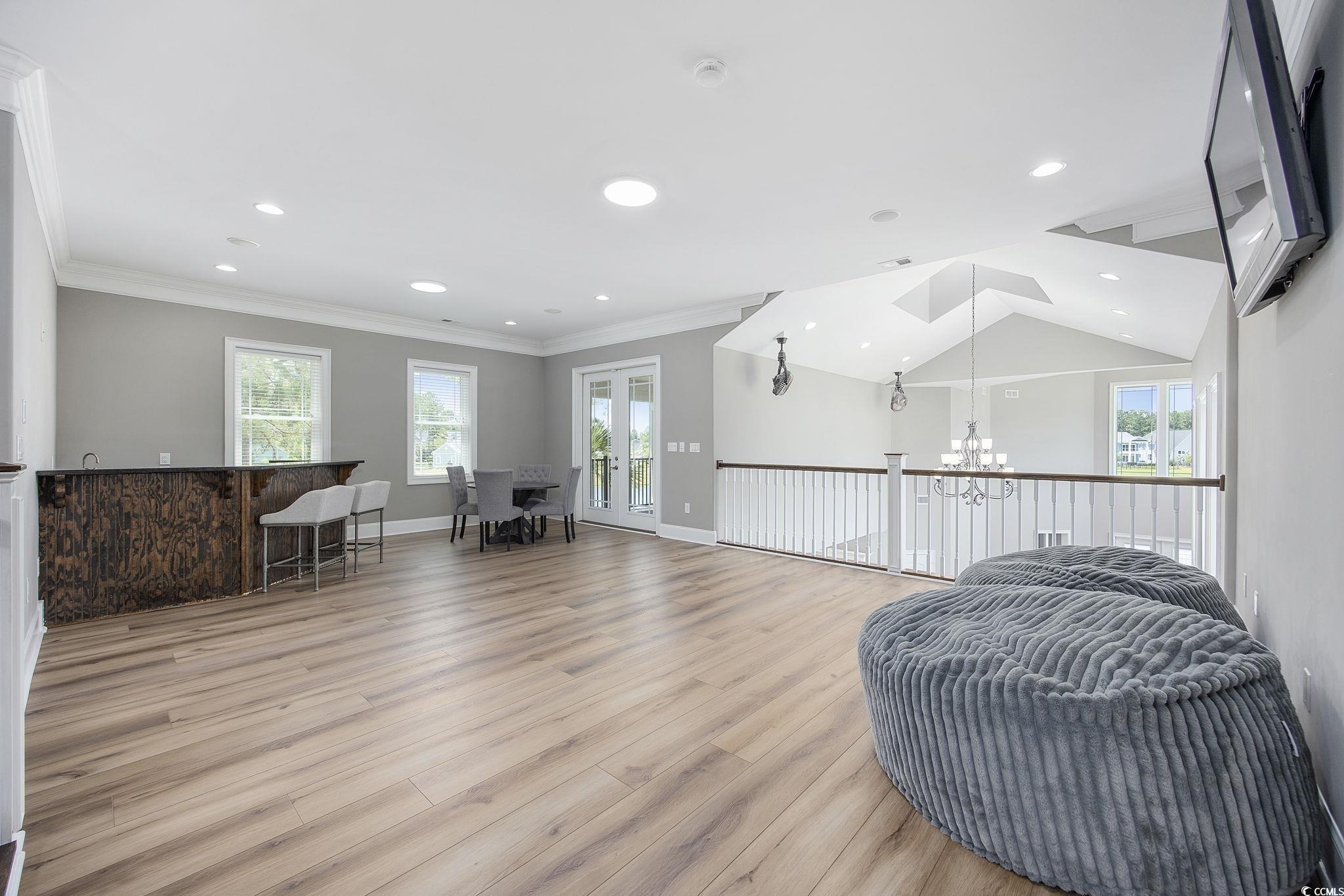 2704 Catbird Circle
