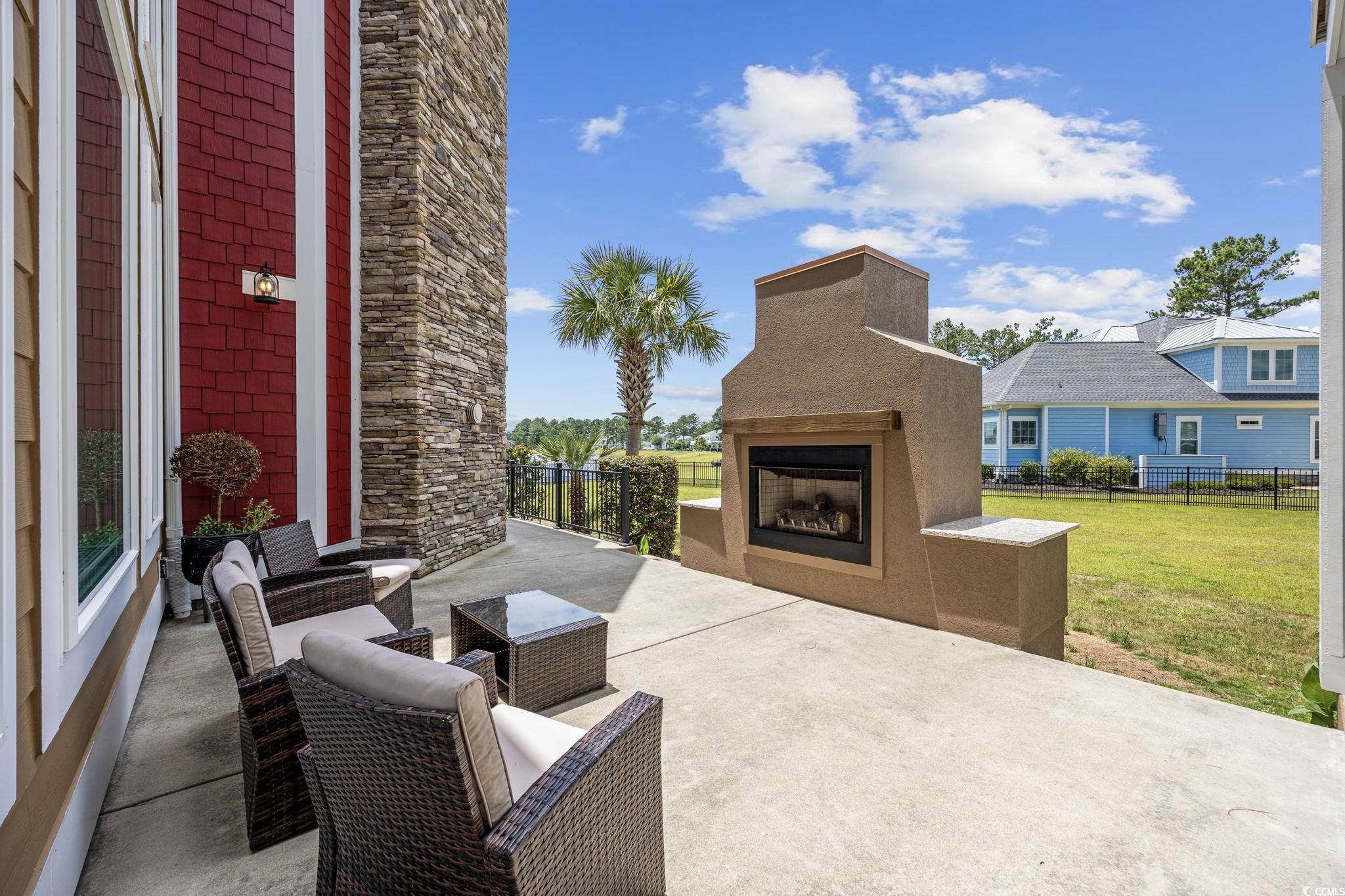 2704 Catbird Circle