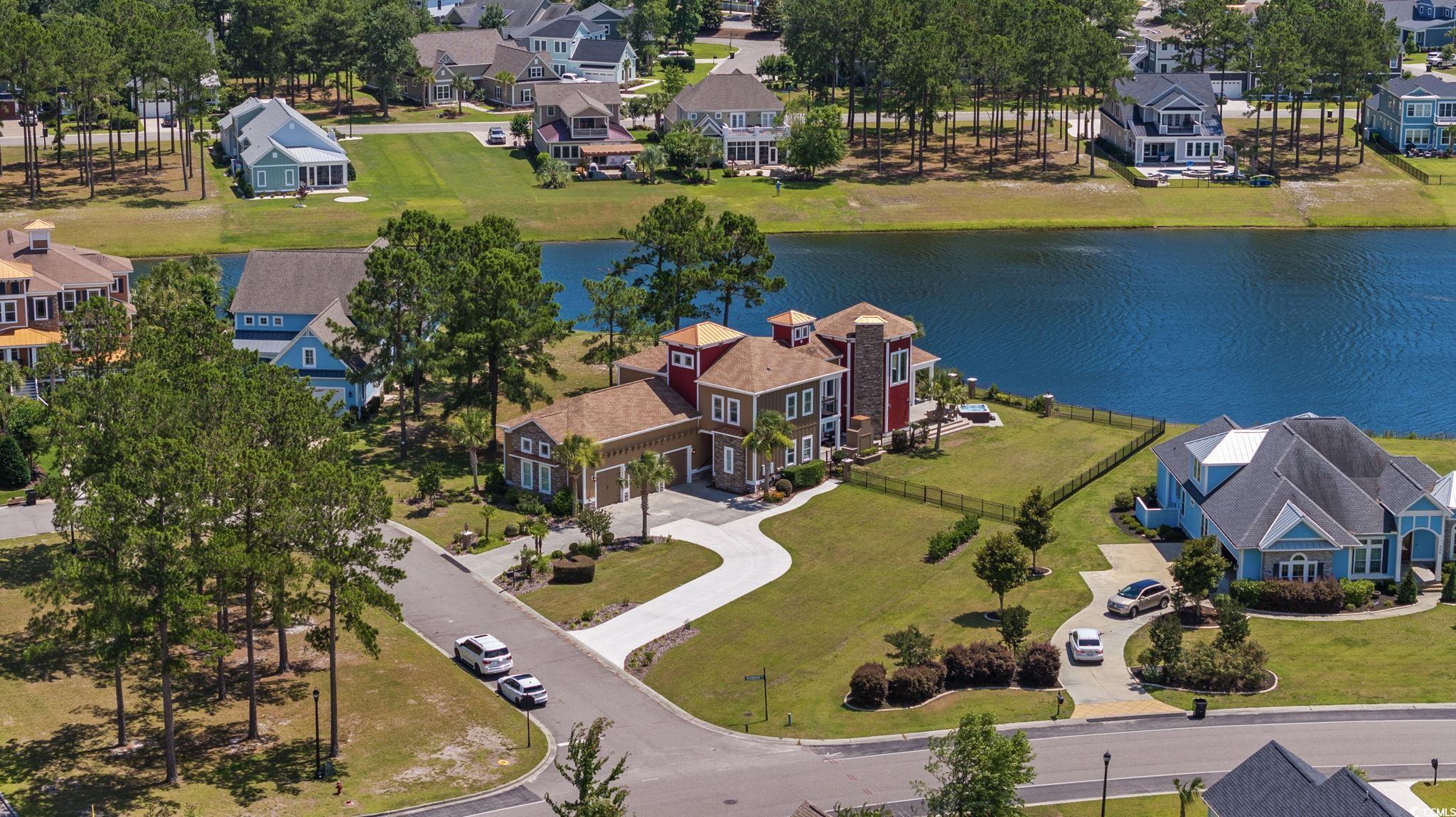 2704 Catbird Circle