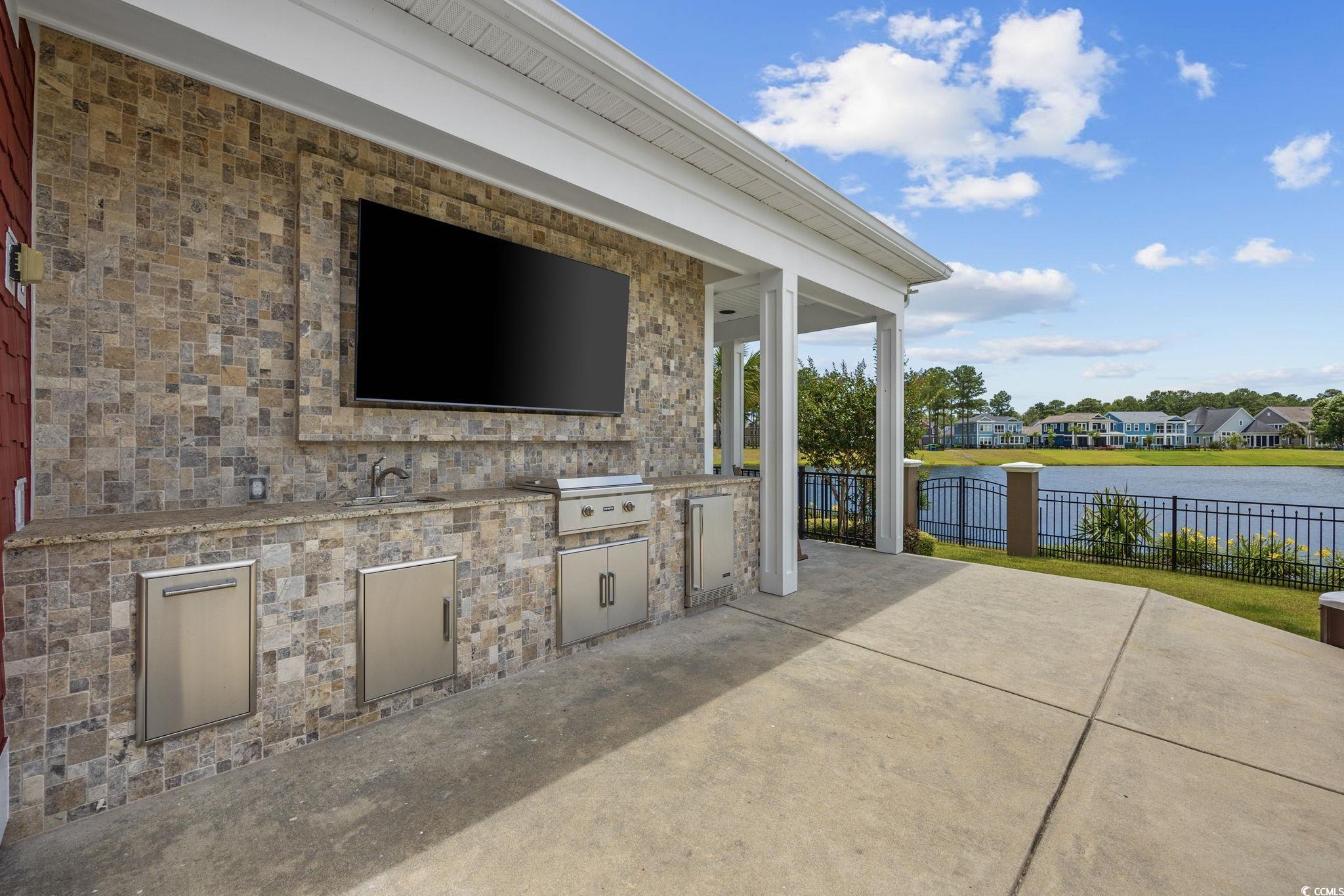 2704 Catbird Circle
