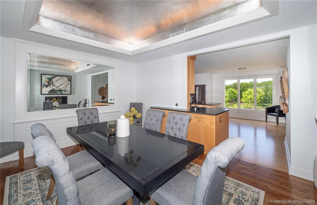 10 Bluewater Hill South