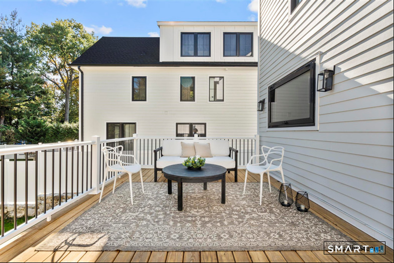 18 Sound Beach Avenue