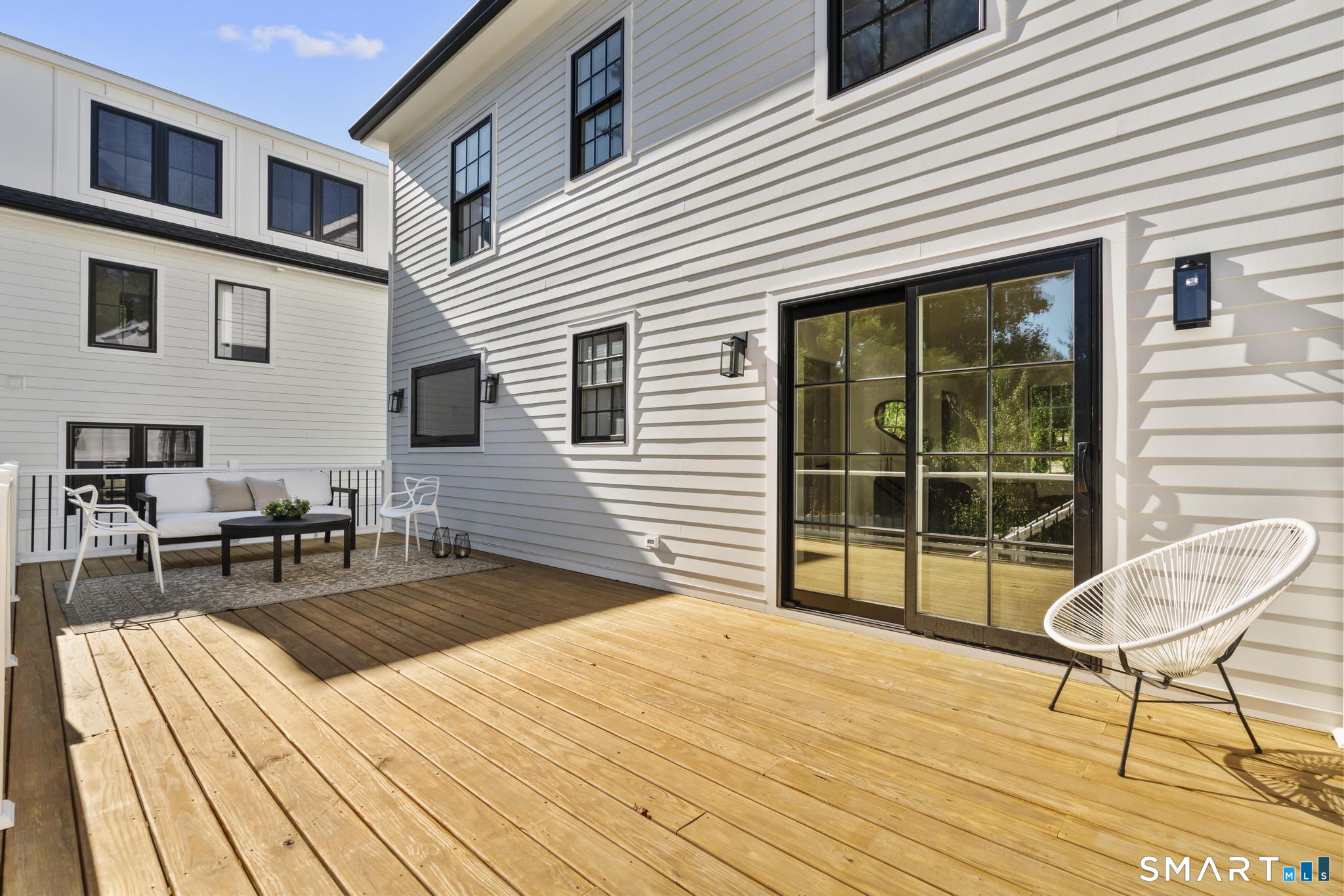 18 Sound Beach Avenue