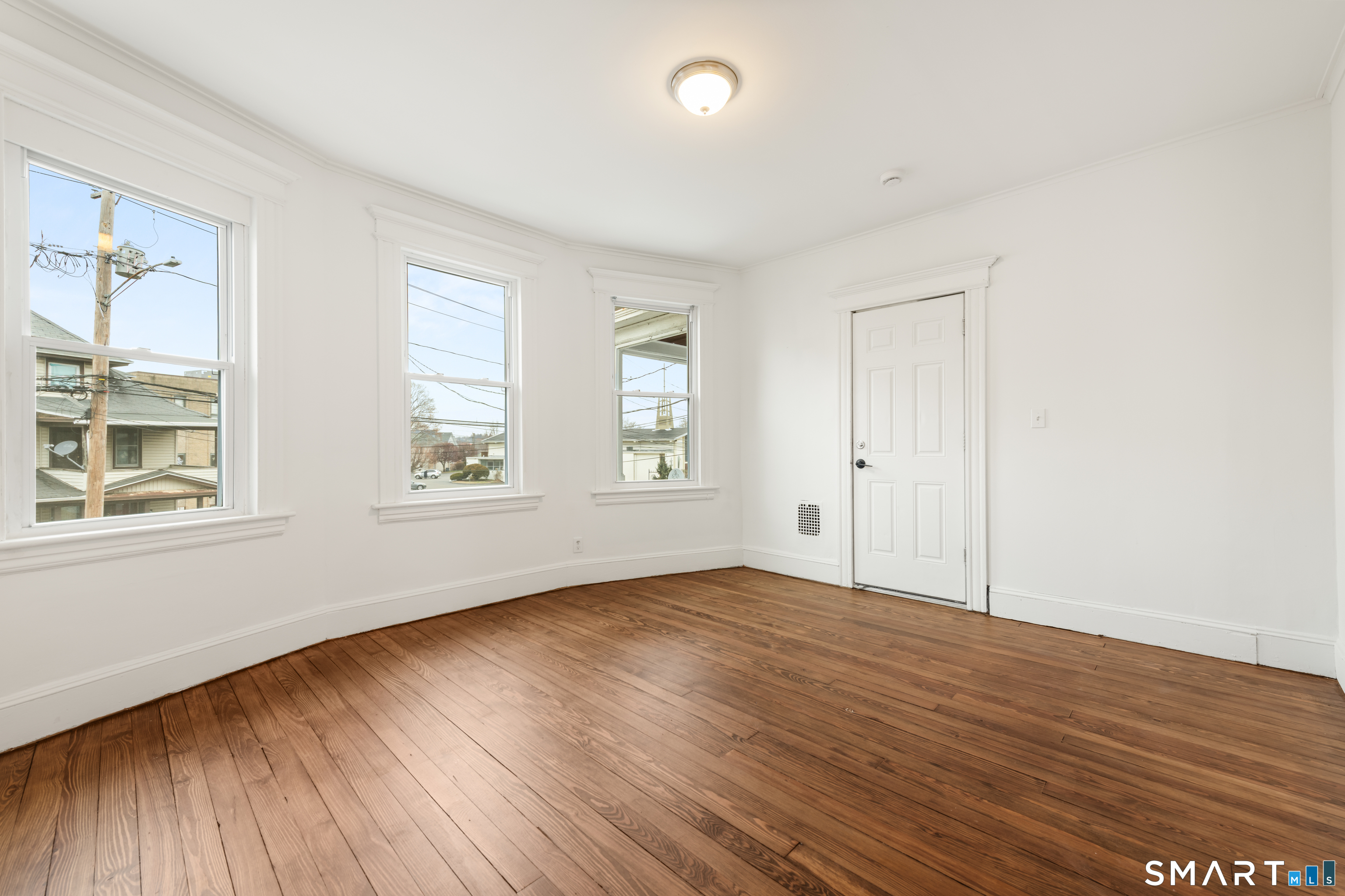 386 Huntington Road