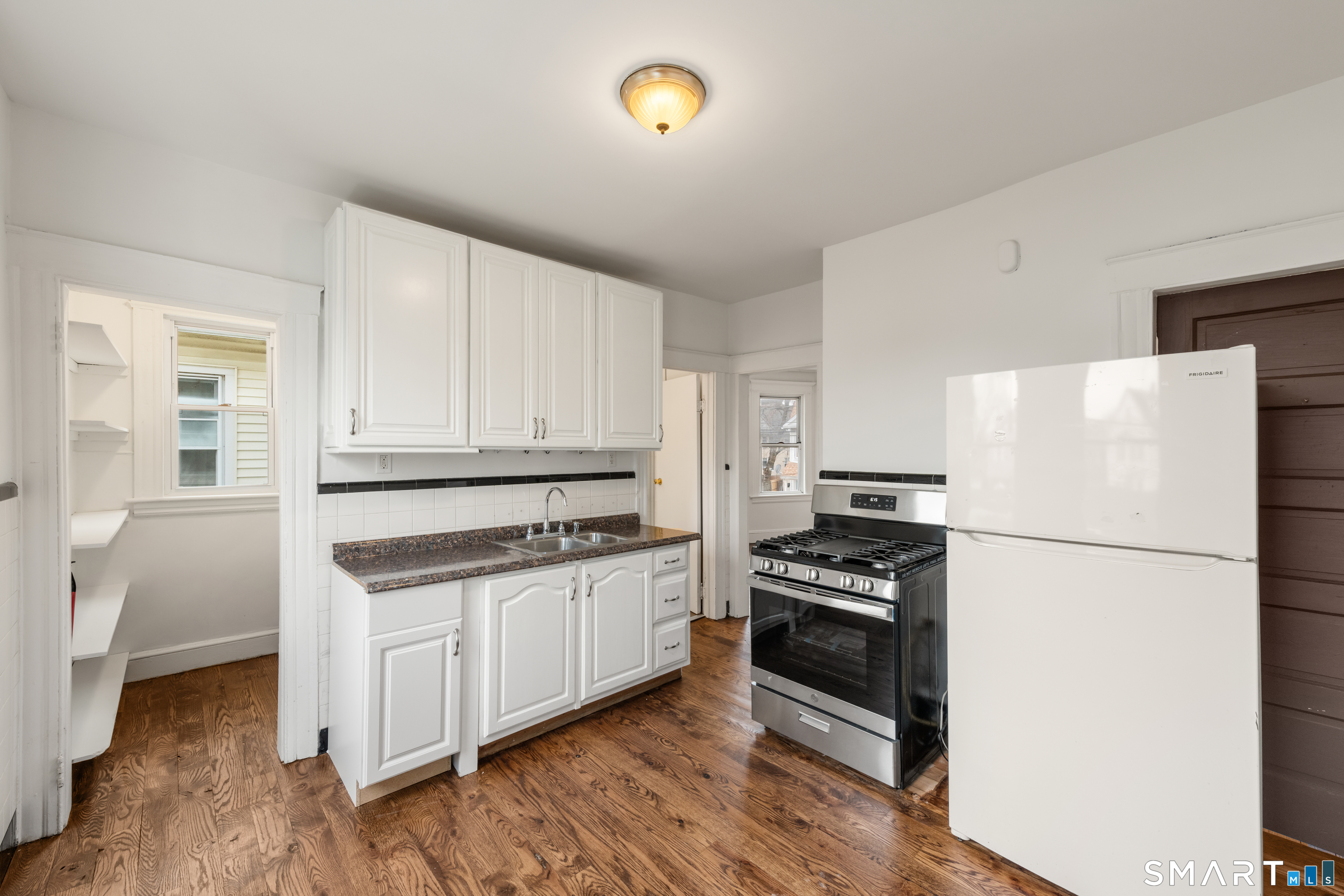 386 Huntington Road
