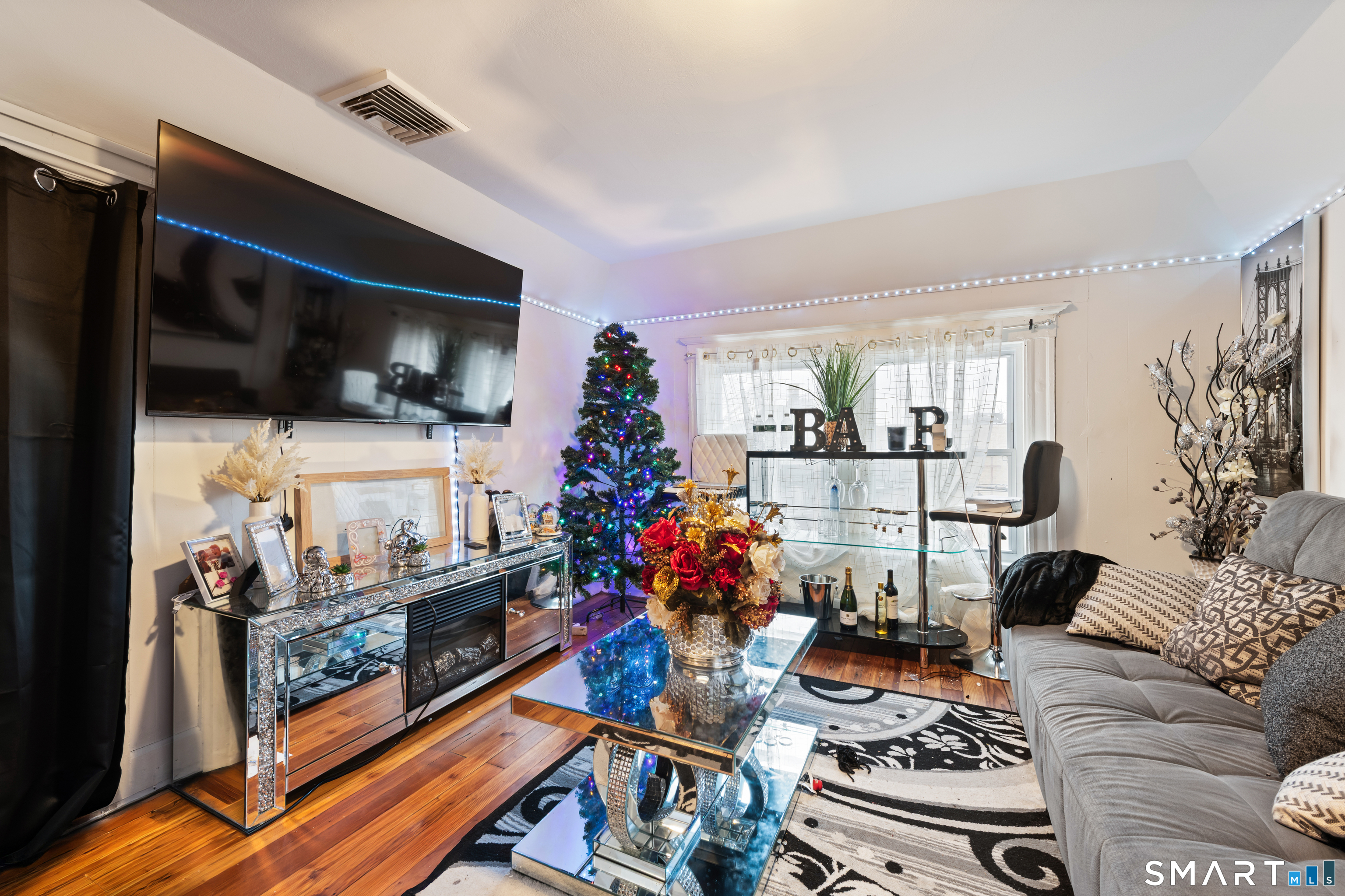 386 Huntington Road