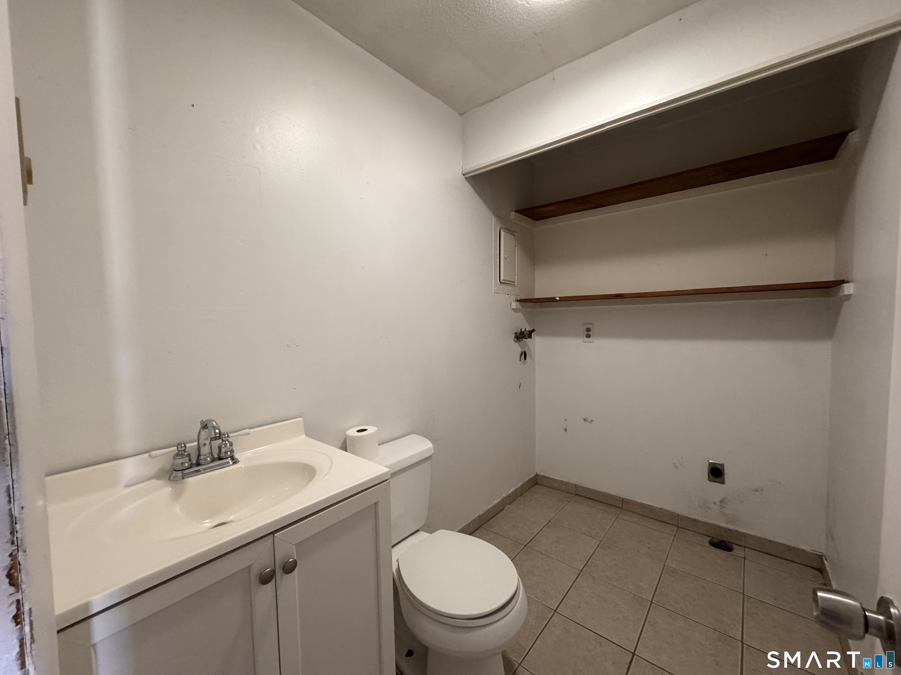 148 Westbury Park Road APT A