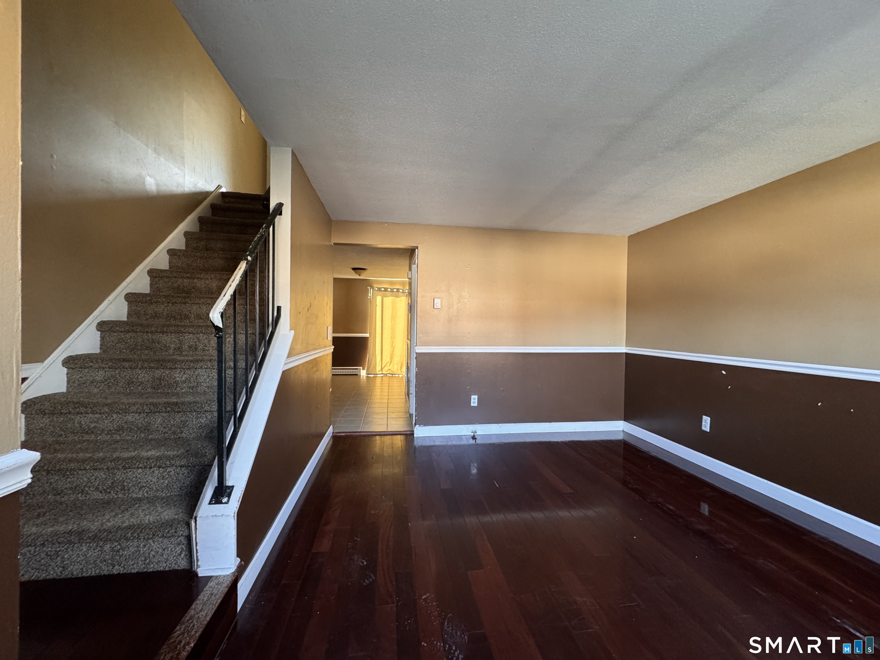 148 Westbury Park Road APT A