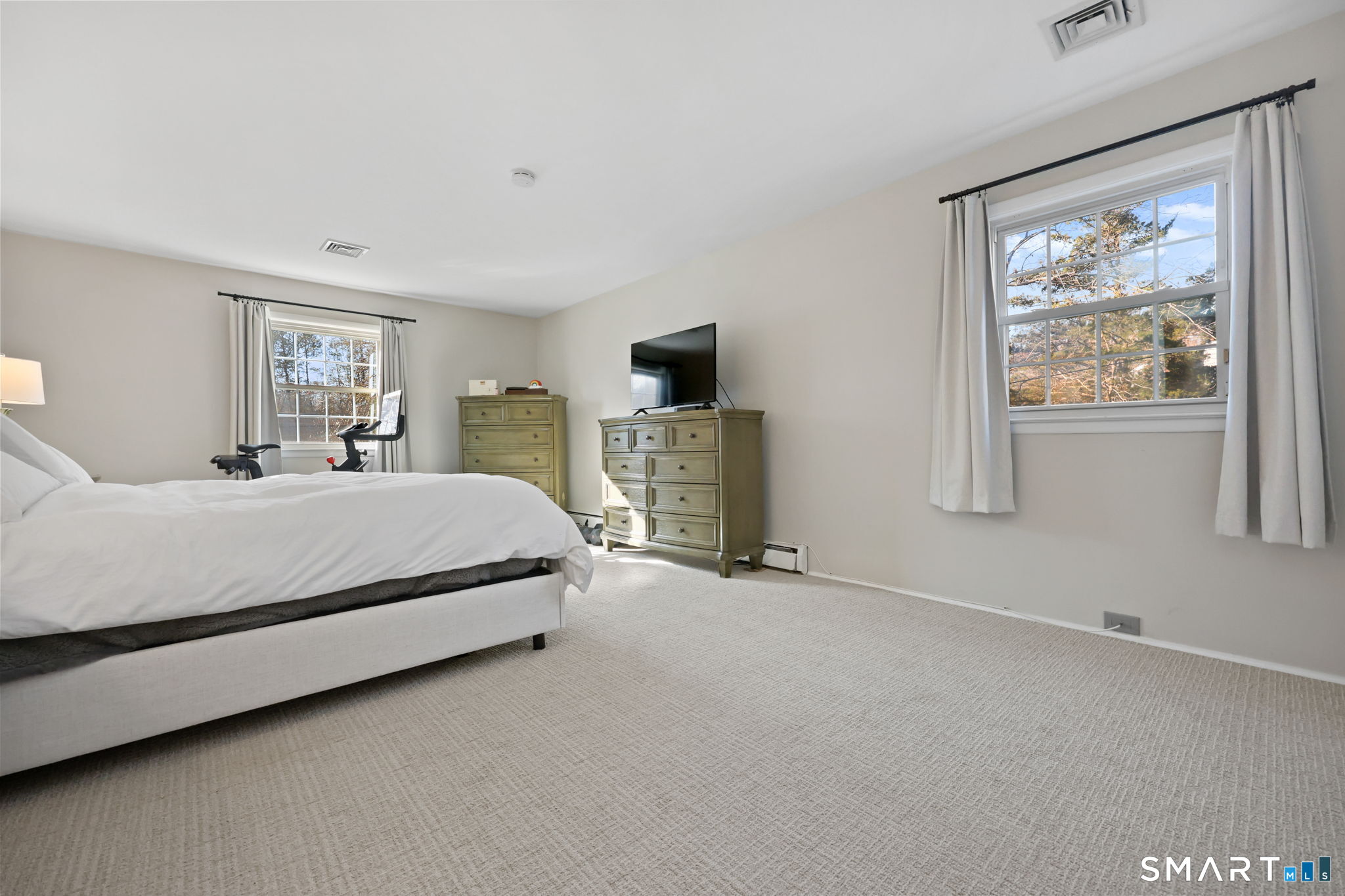 33 Purdy Road East
