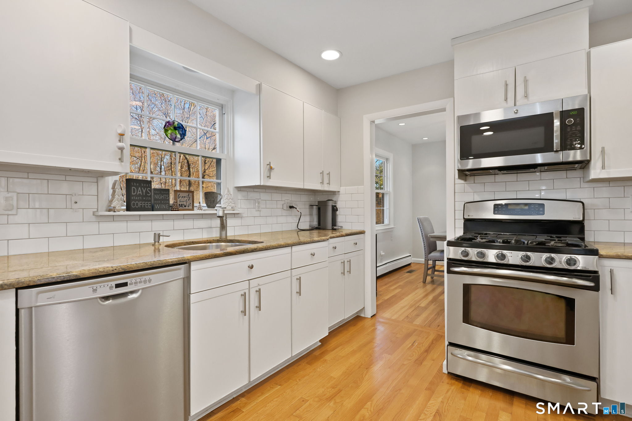33 Purdy Road East