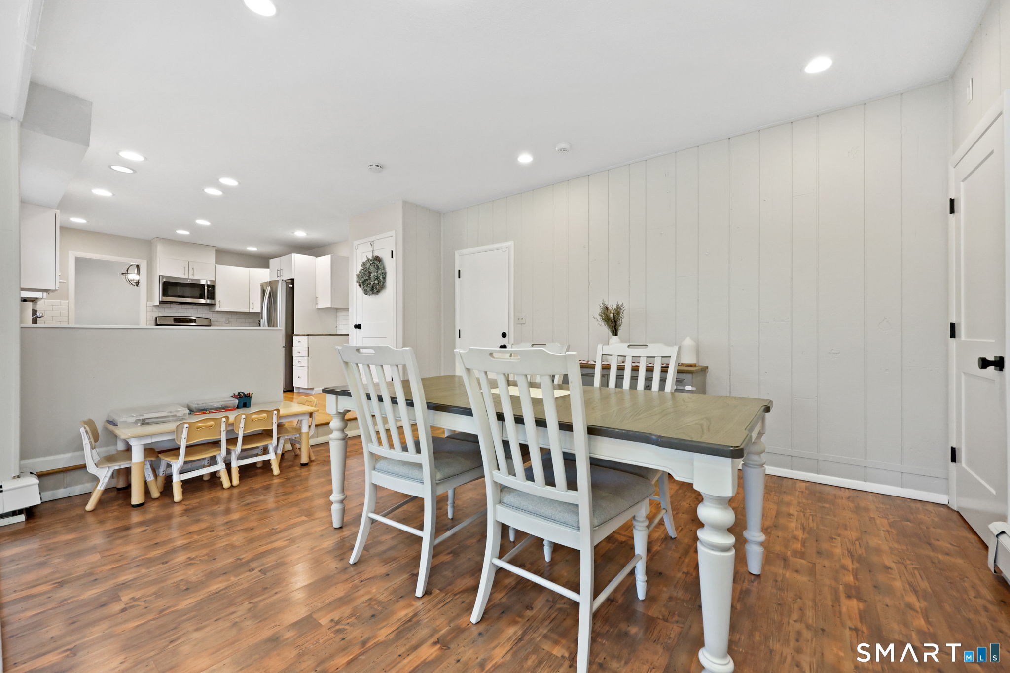 33 Purdy Road East