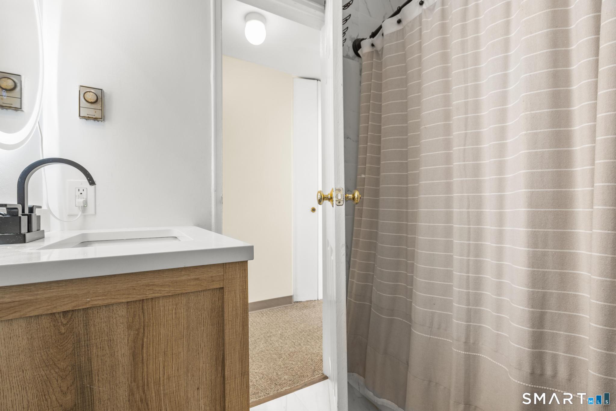 84 Taylor Avenue APT 1