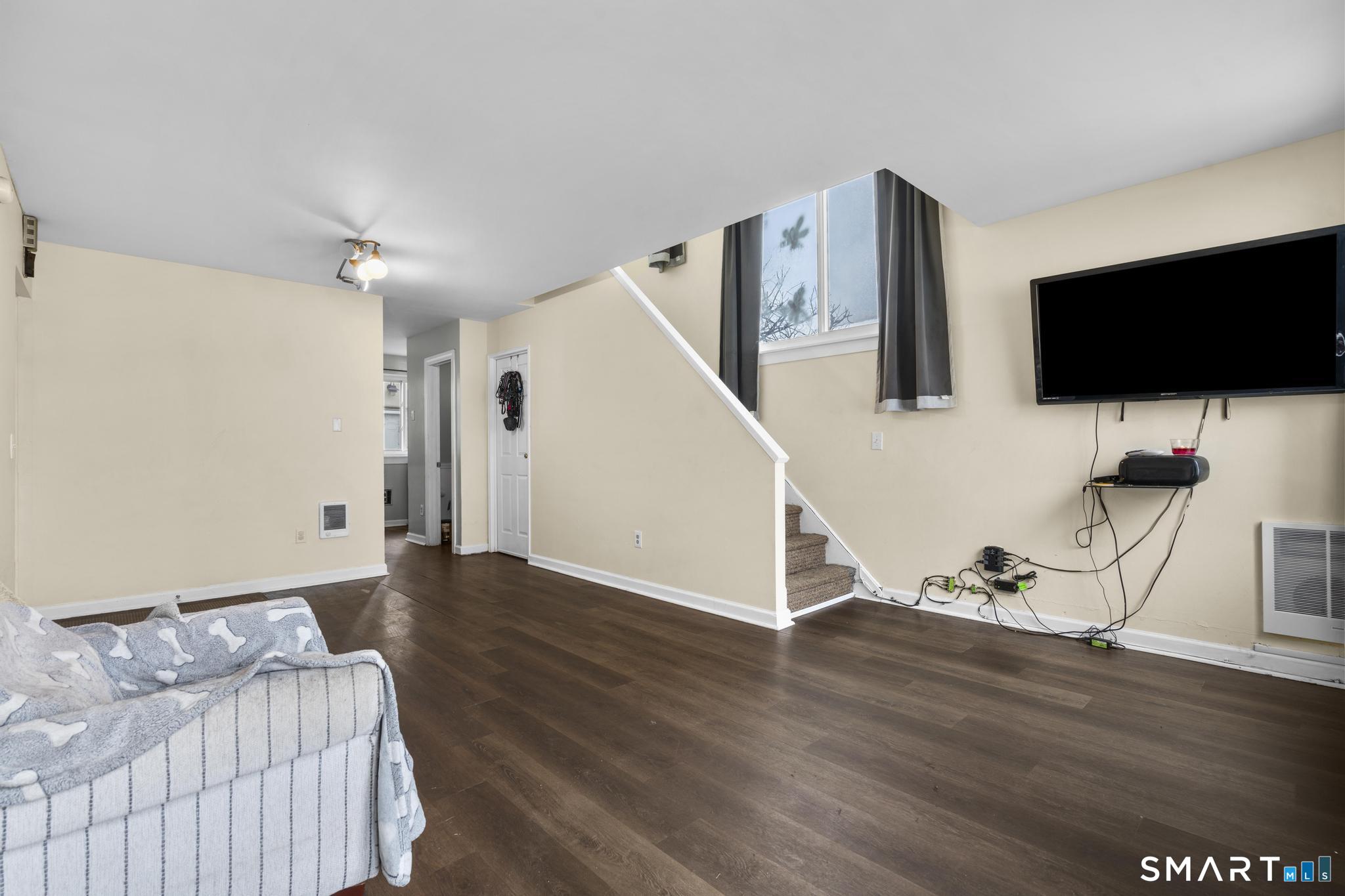 84 Taylor Avenue APT 1