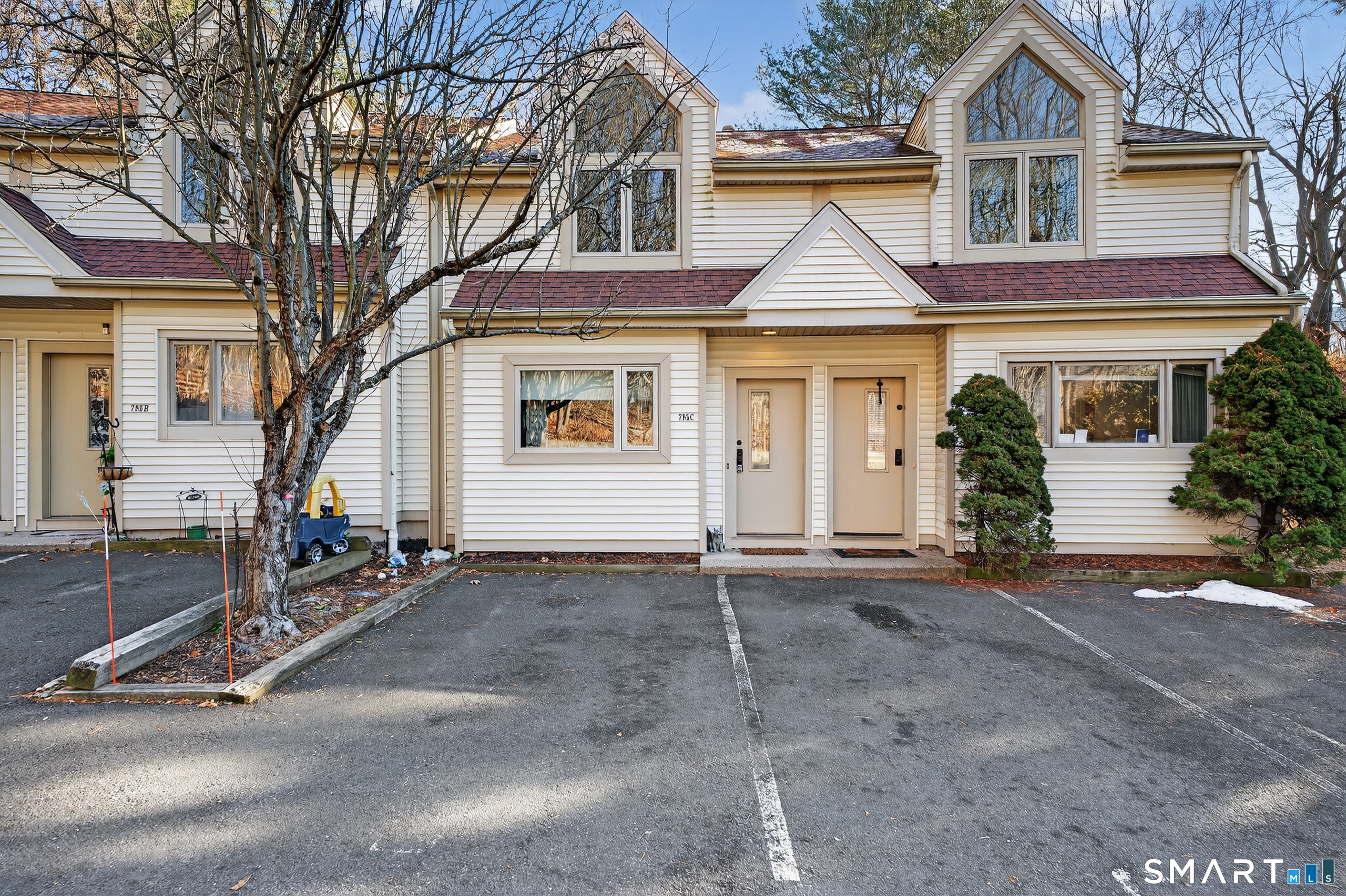 795 West Main Street Unit: APT C