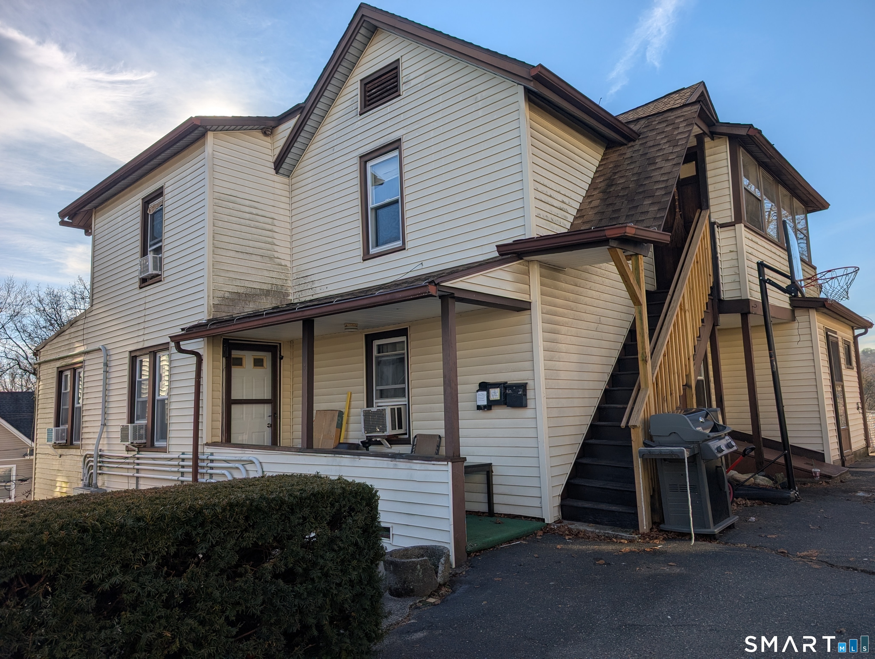 48 Anderson Street