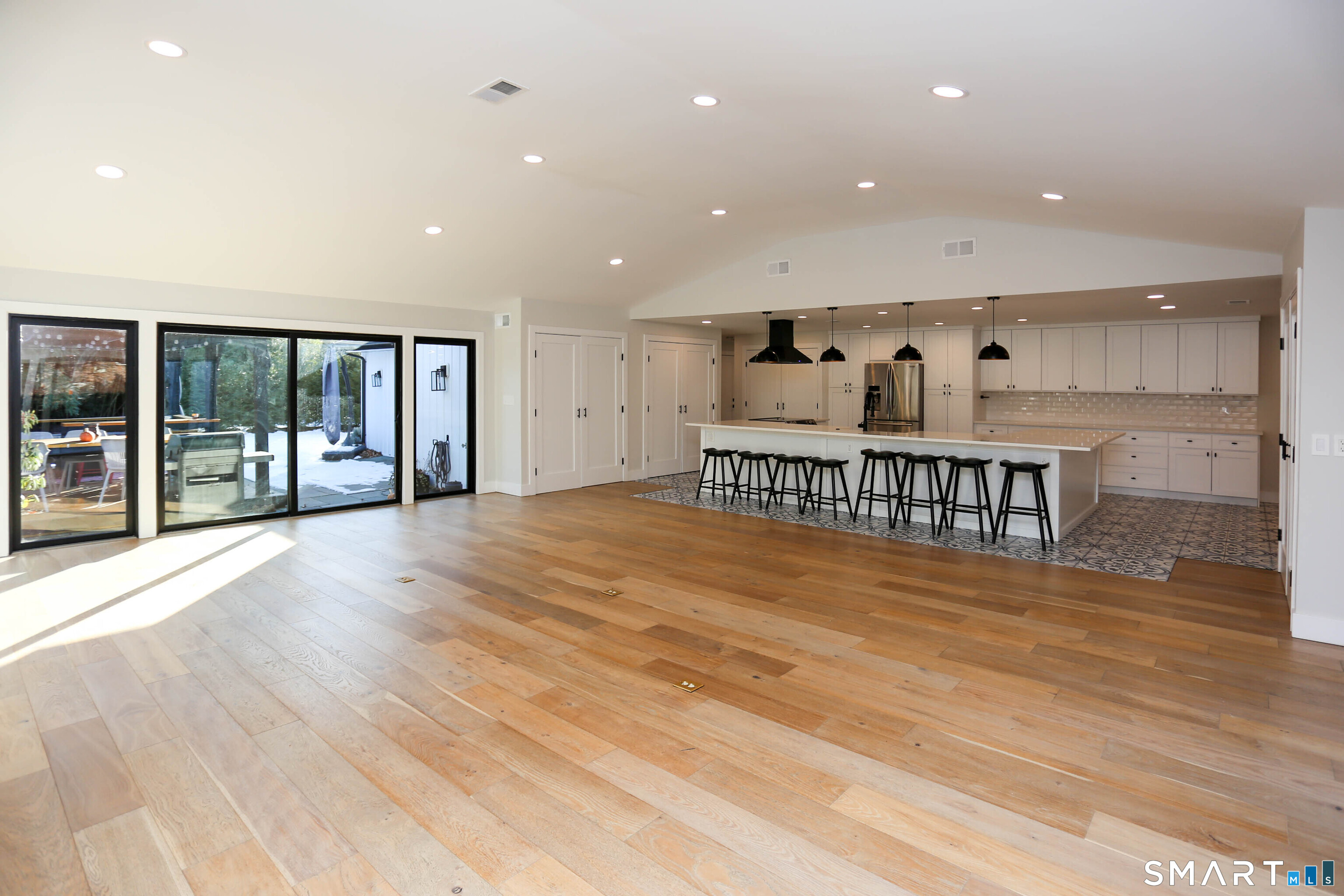 28 Turkey Hill Road North