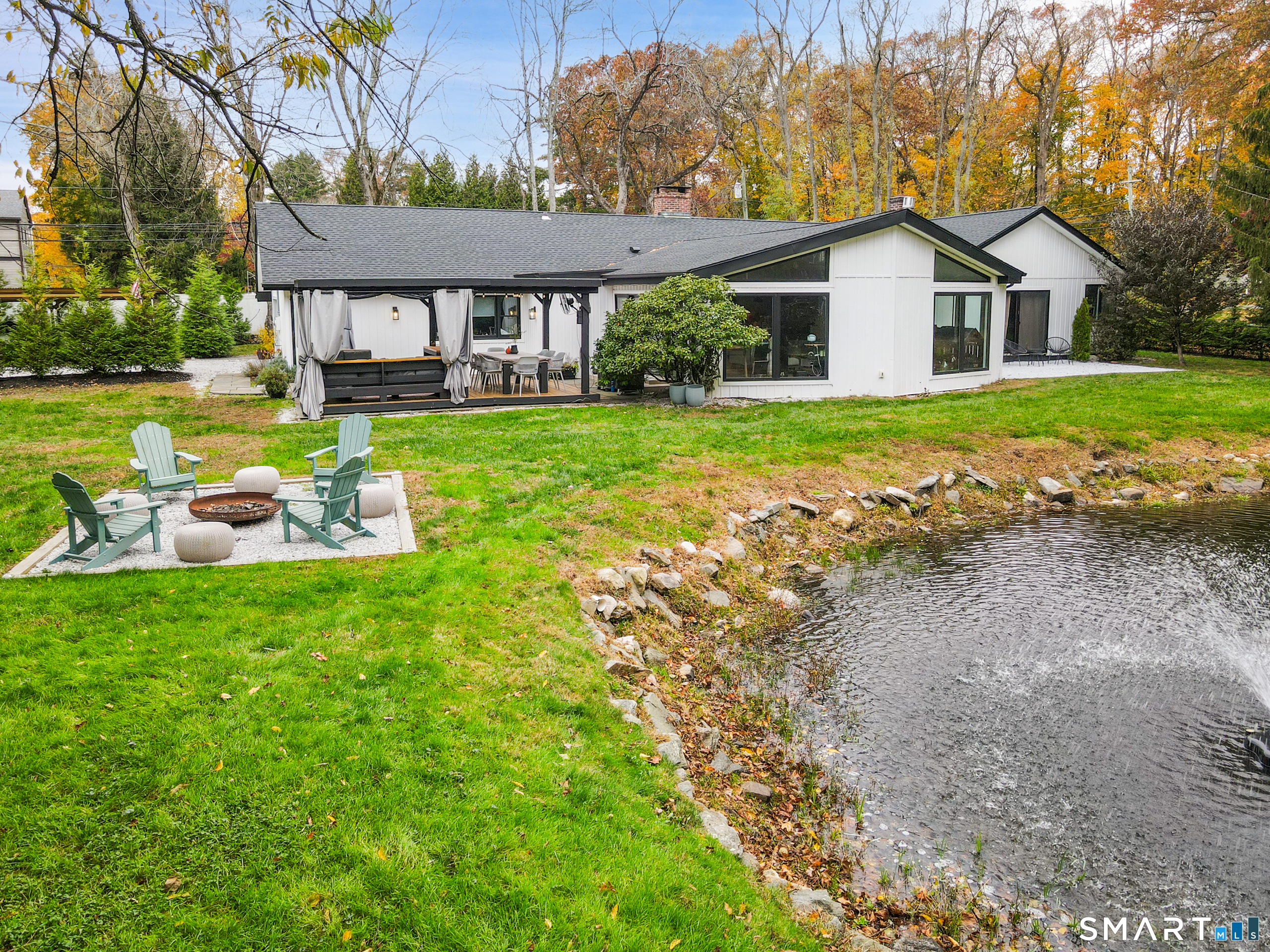 28 Turkey Hill Road North