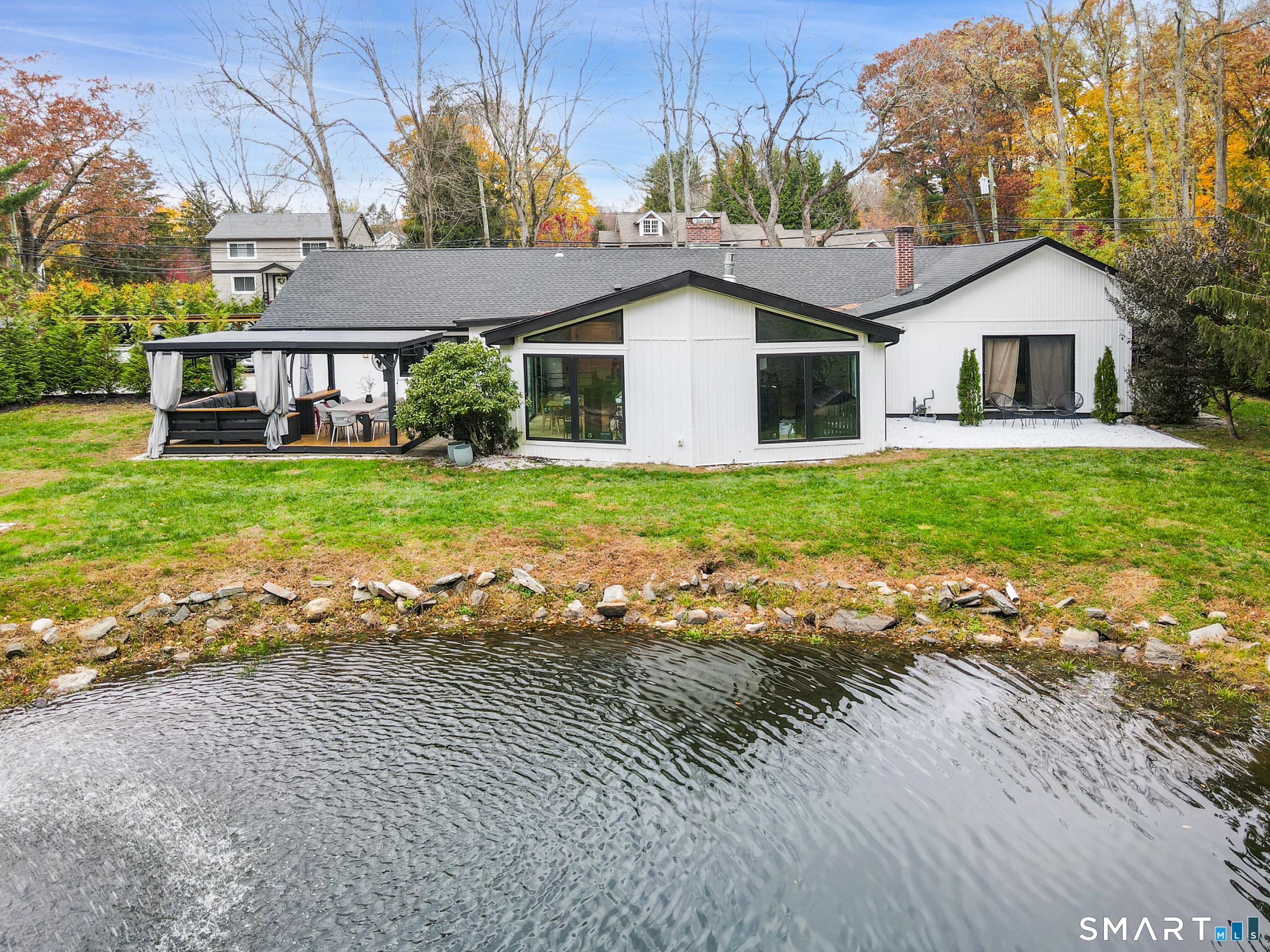 28 Turkey Hill Road North