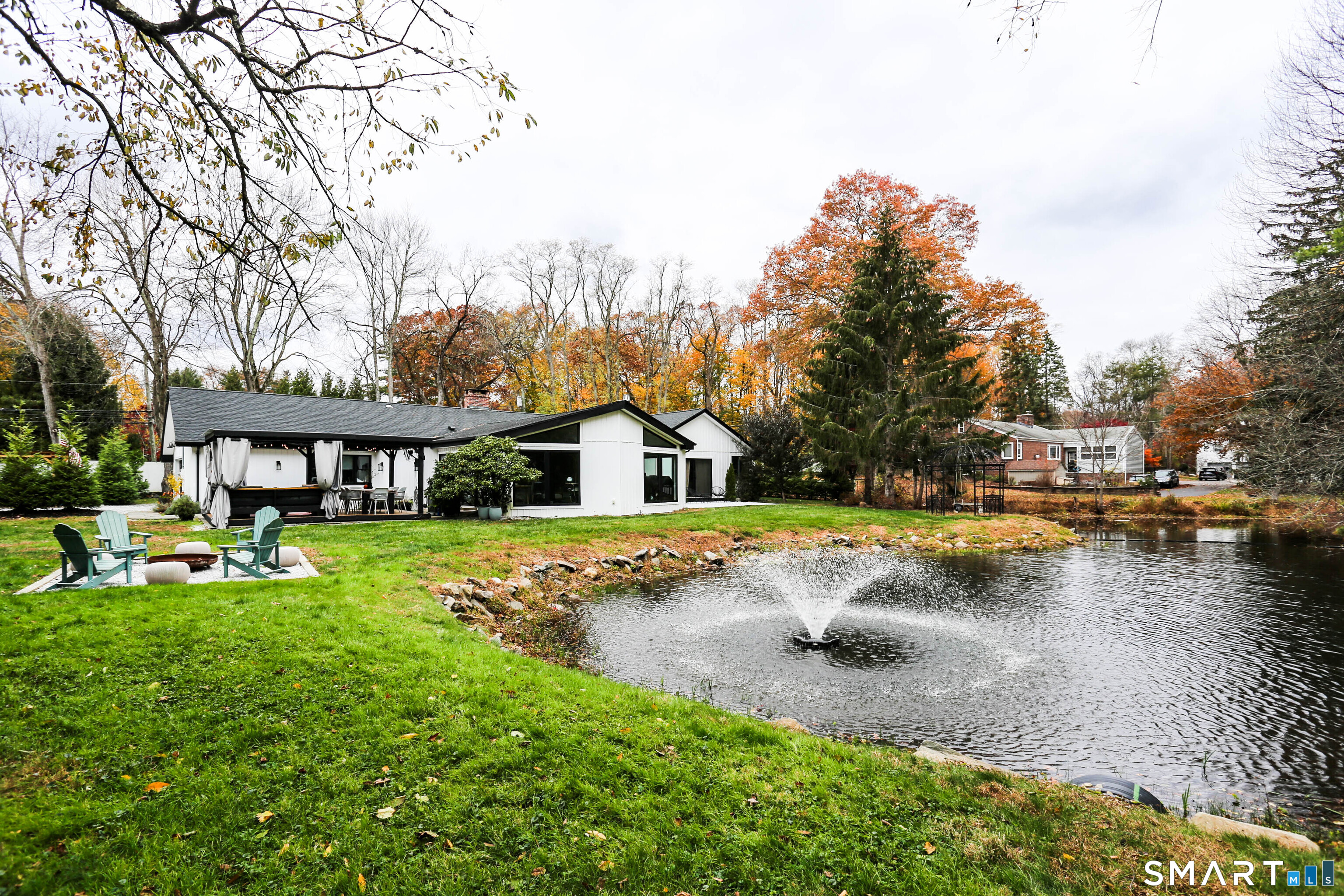 28 Turkey Hill Road North
