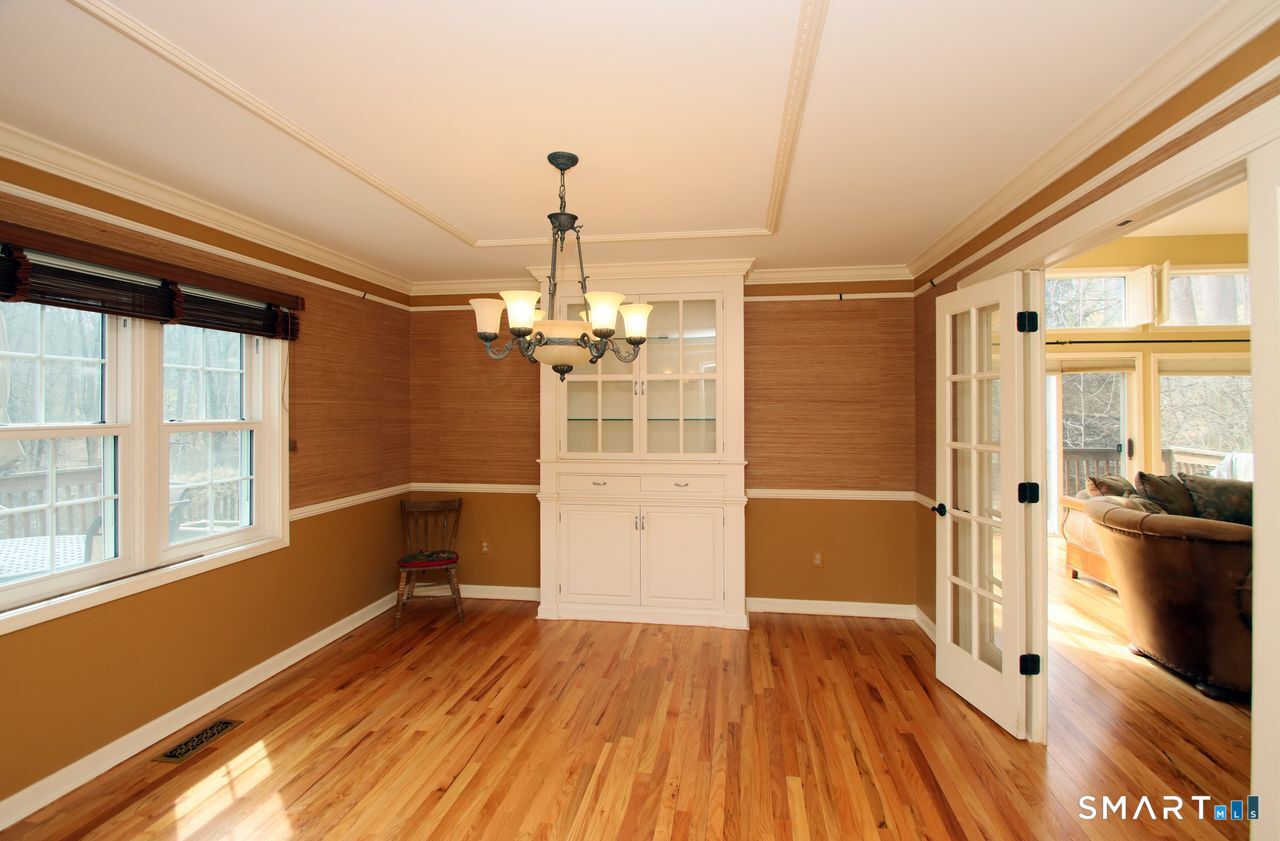 22 Meadowood Drive