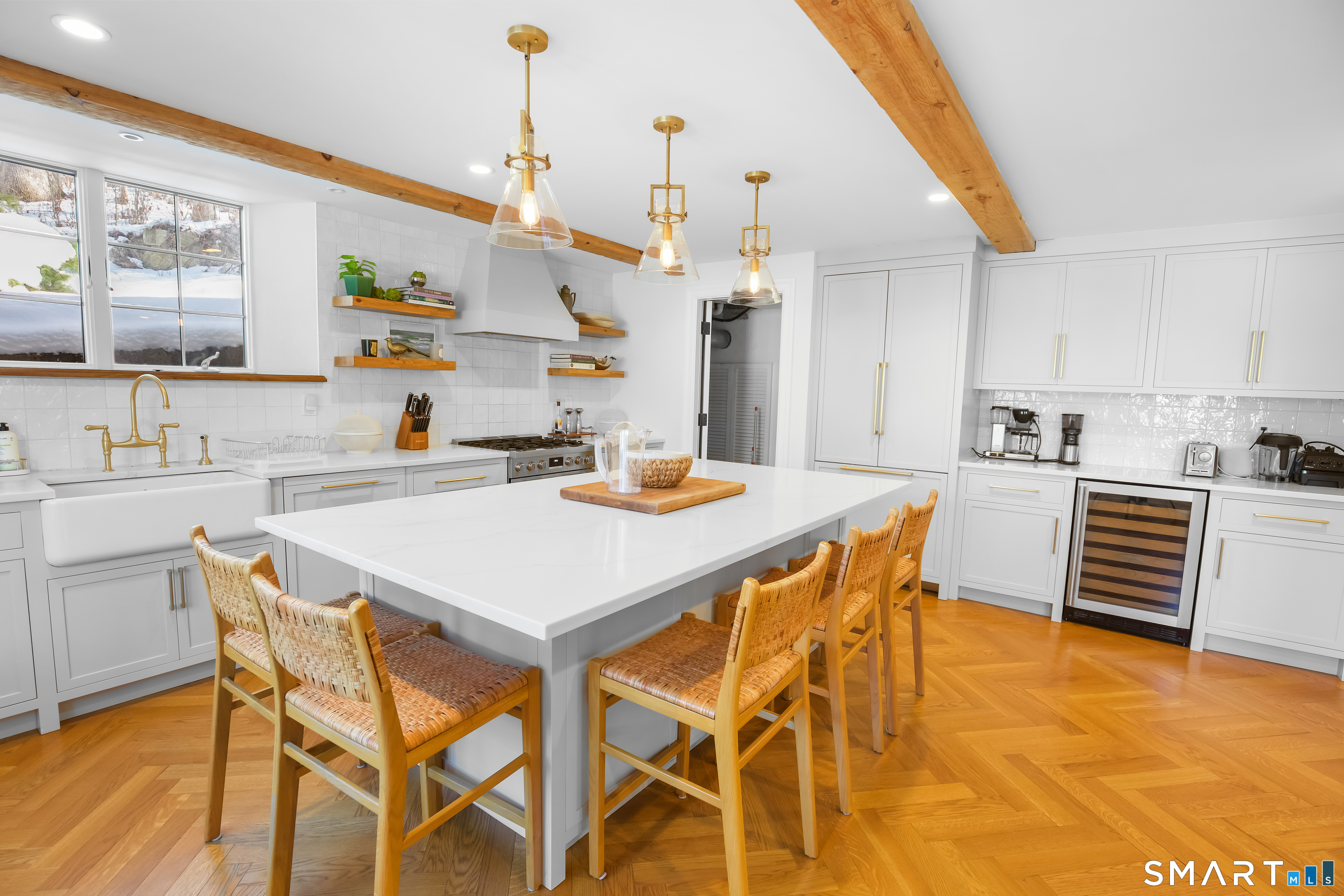 10 Charcoal Hill Road