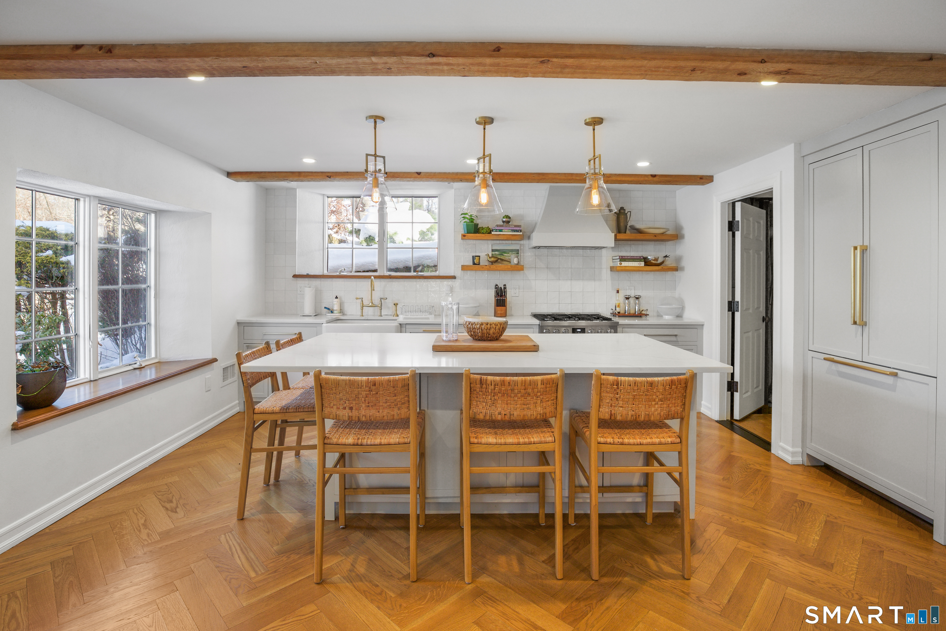 10 Charcoal Hill Road