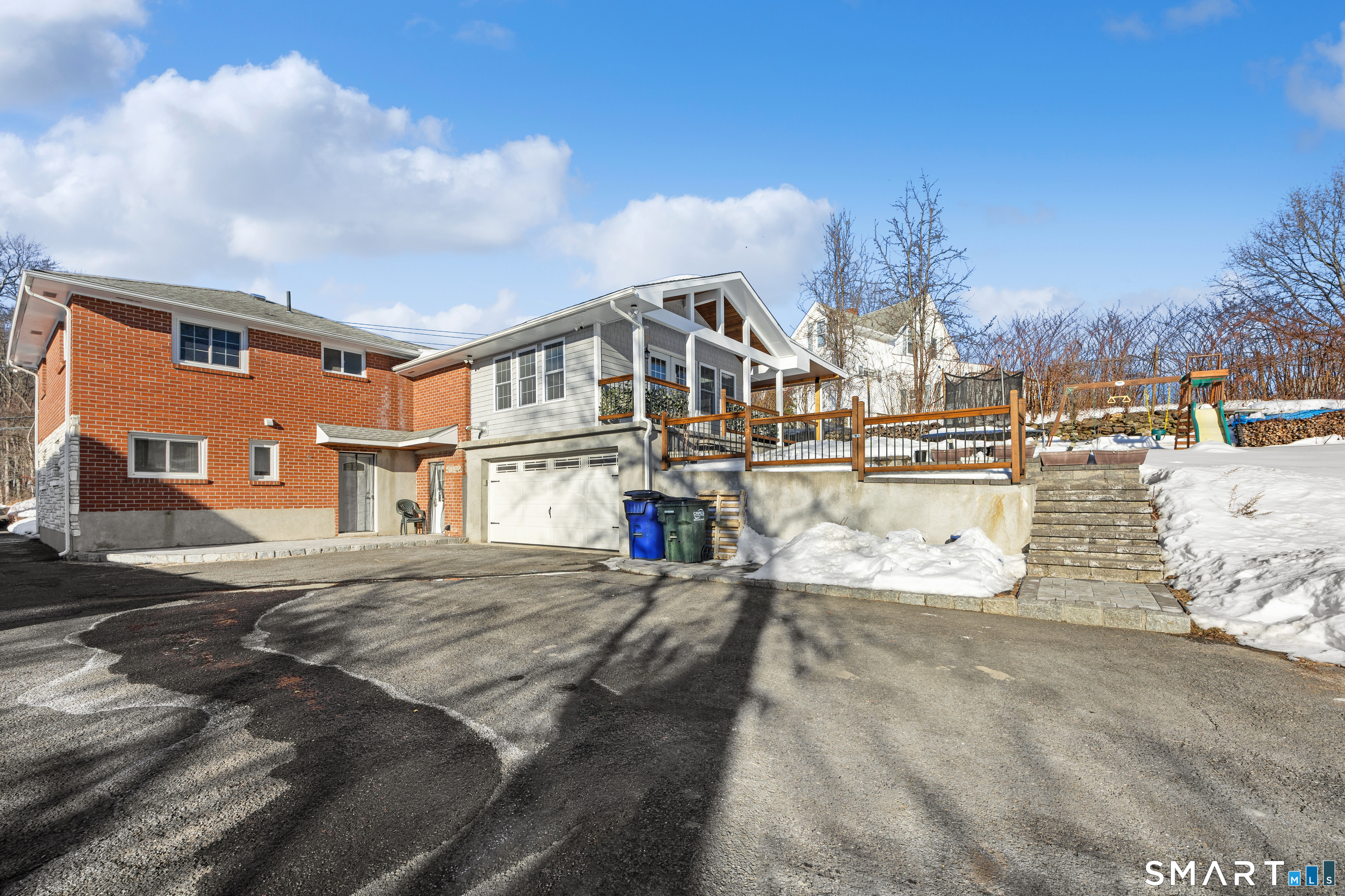 260 French Street