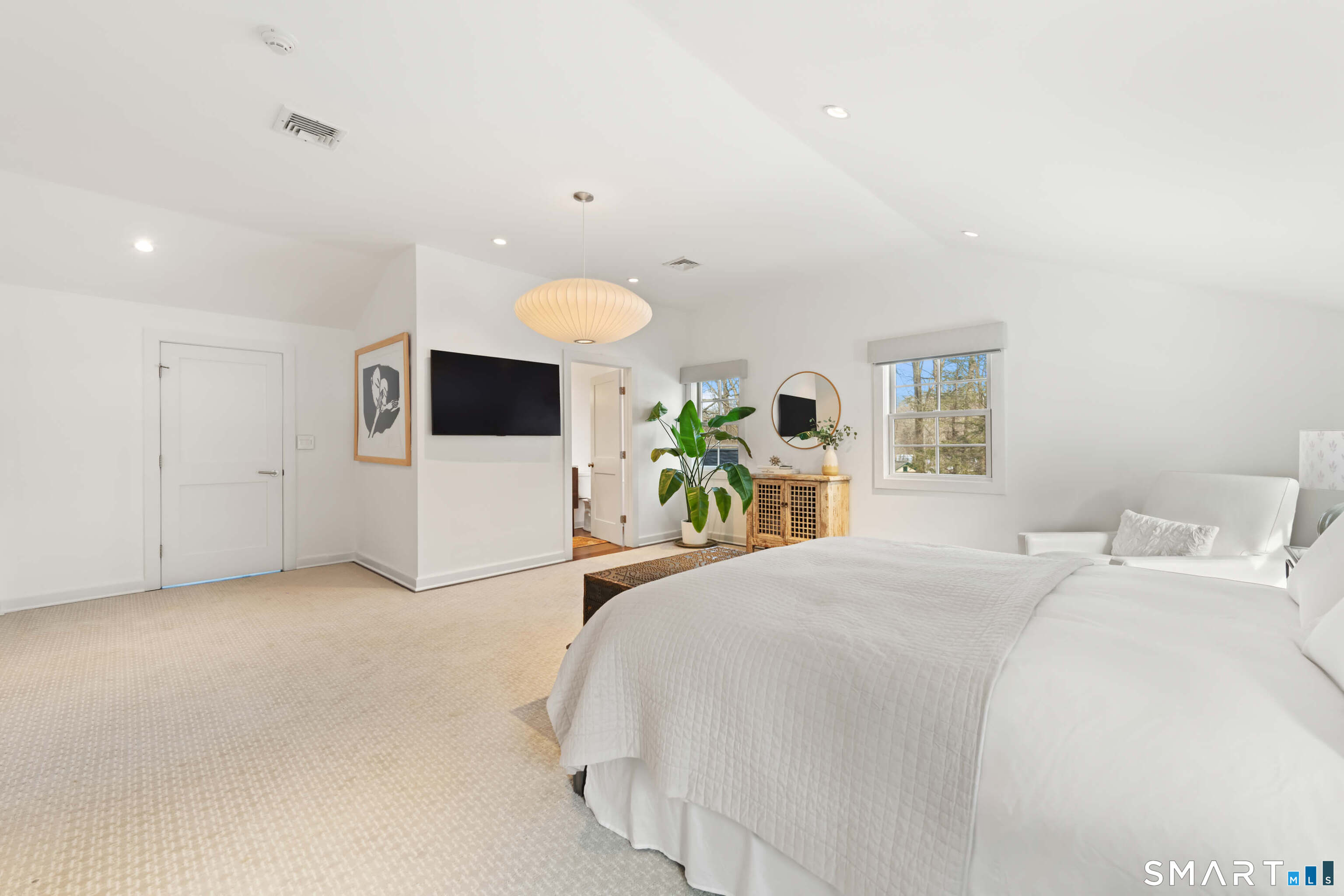 29 Hunting Ridge Road